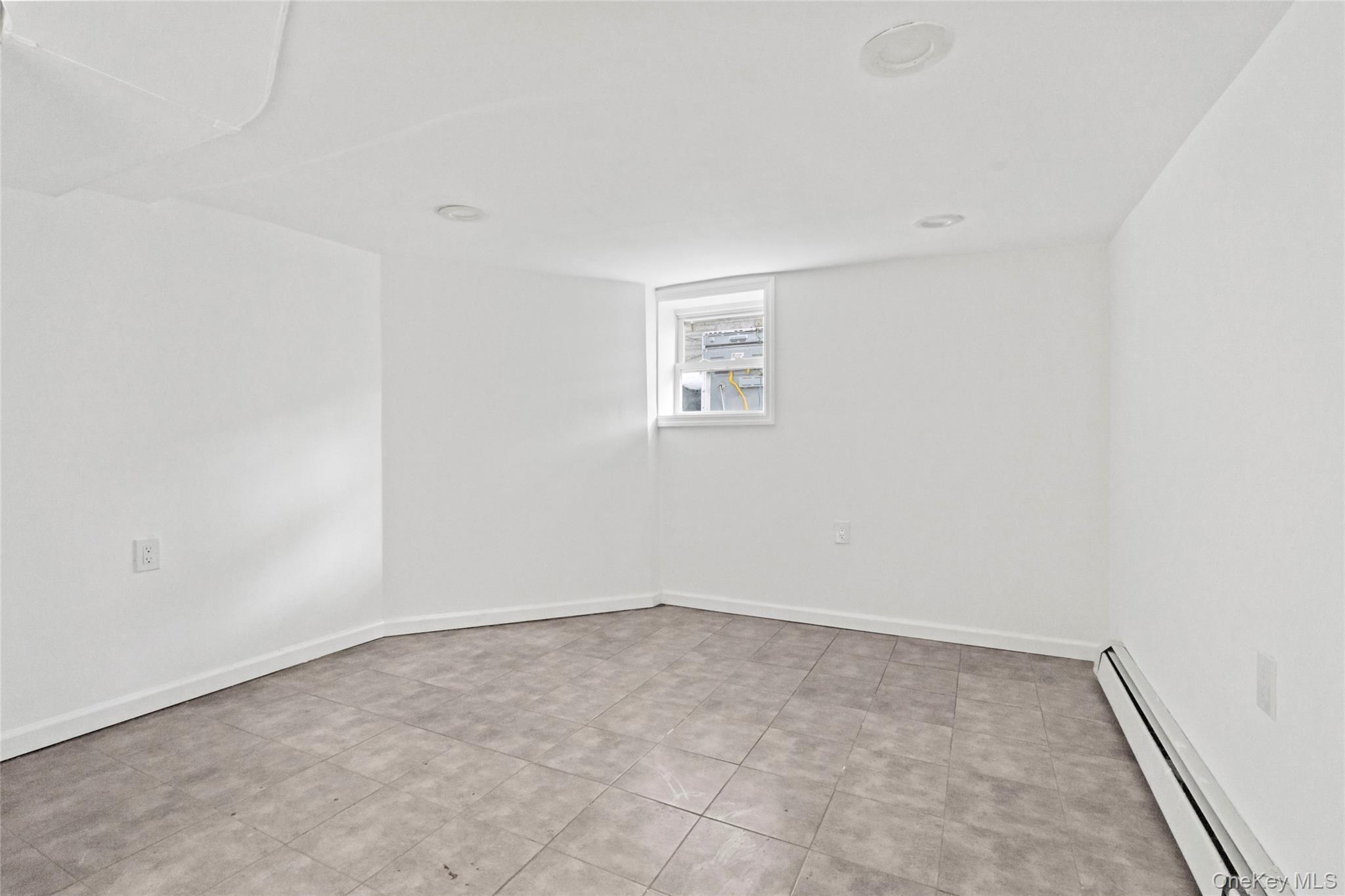 Single Family Charles  Staten Island, NY 10302, MLS-974895-17