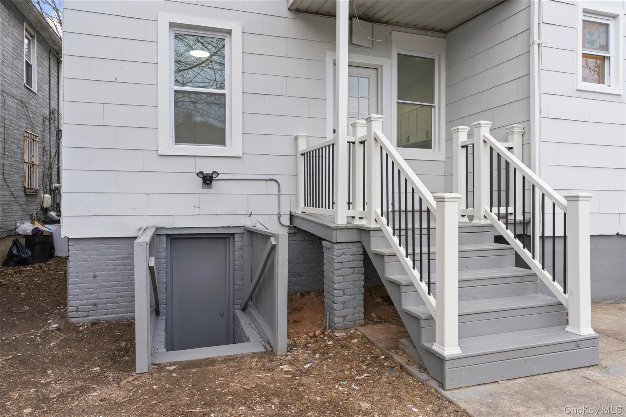 Single Family Charles  Staten Island, NY 10302, MLS-974895-18