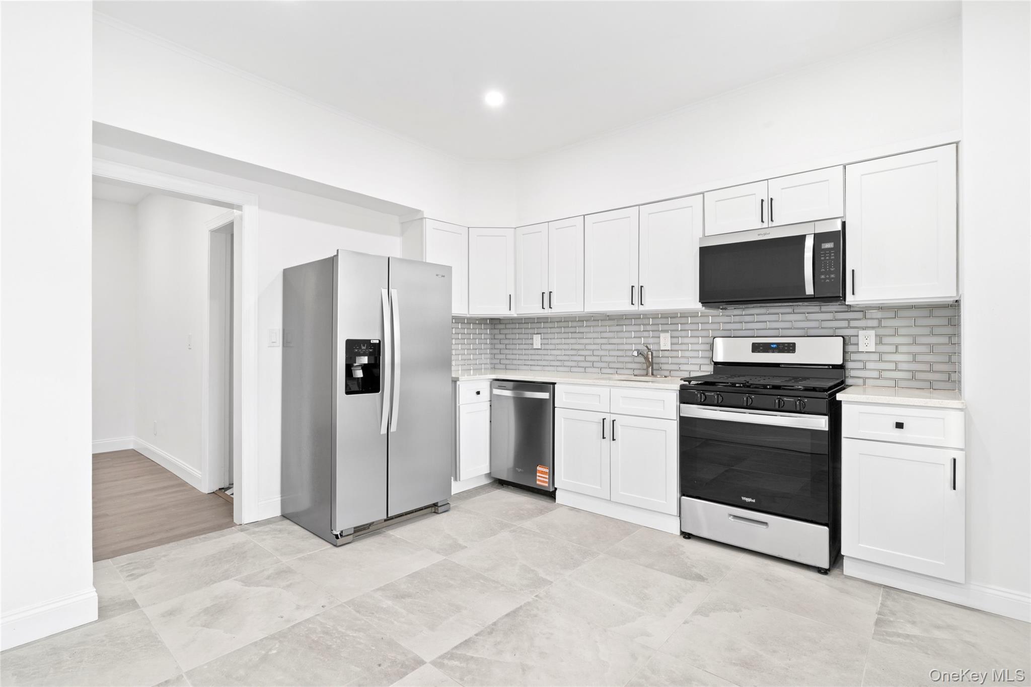 Single Family Charles  Staten Island, NY 10302, MLS-974895-4