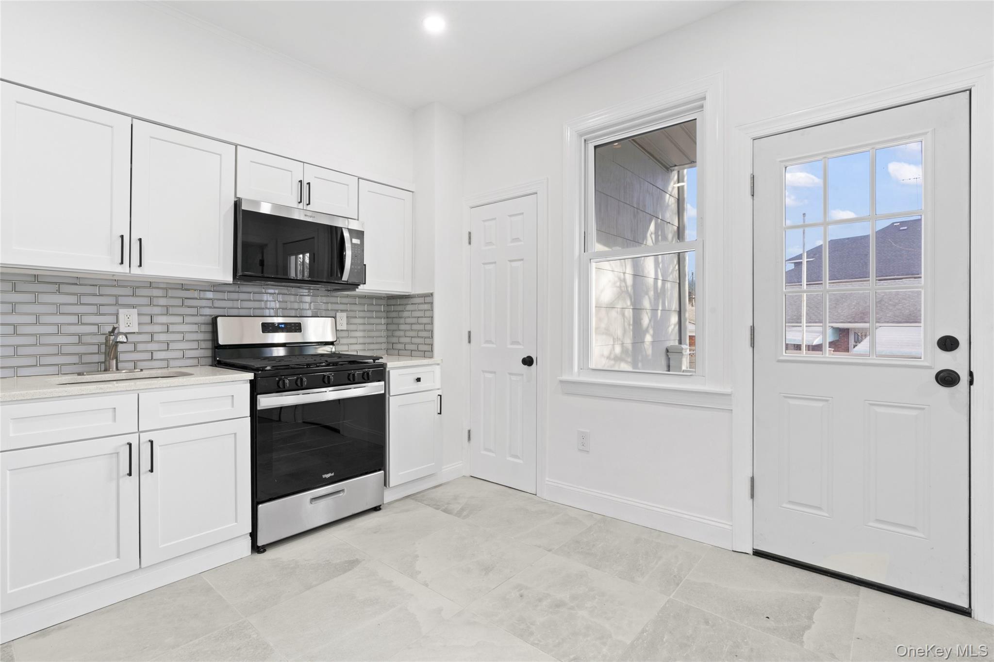 Single Family Charles  Staten Island, NY 10302, MLS-974895-5