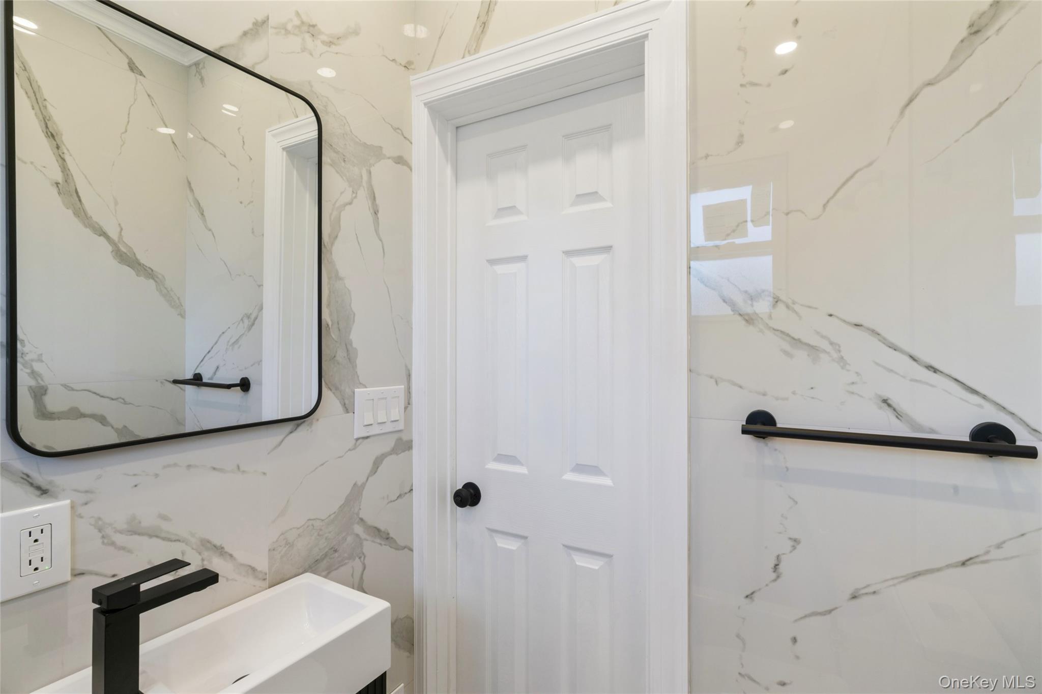 Single Family Charles  Staten Island, NY 10302, MLS-974895-7