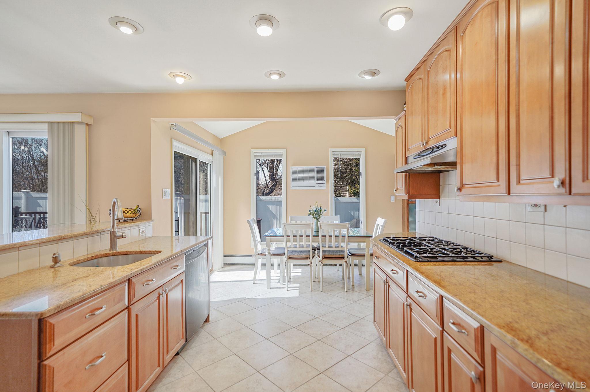 Single Family Wendorf  Suffolk County, NY 11703, MLS-974923-24