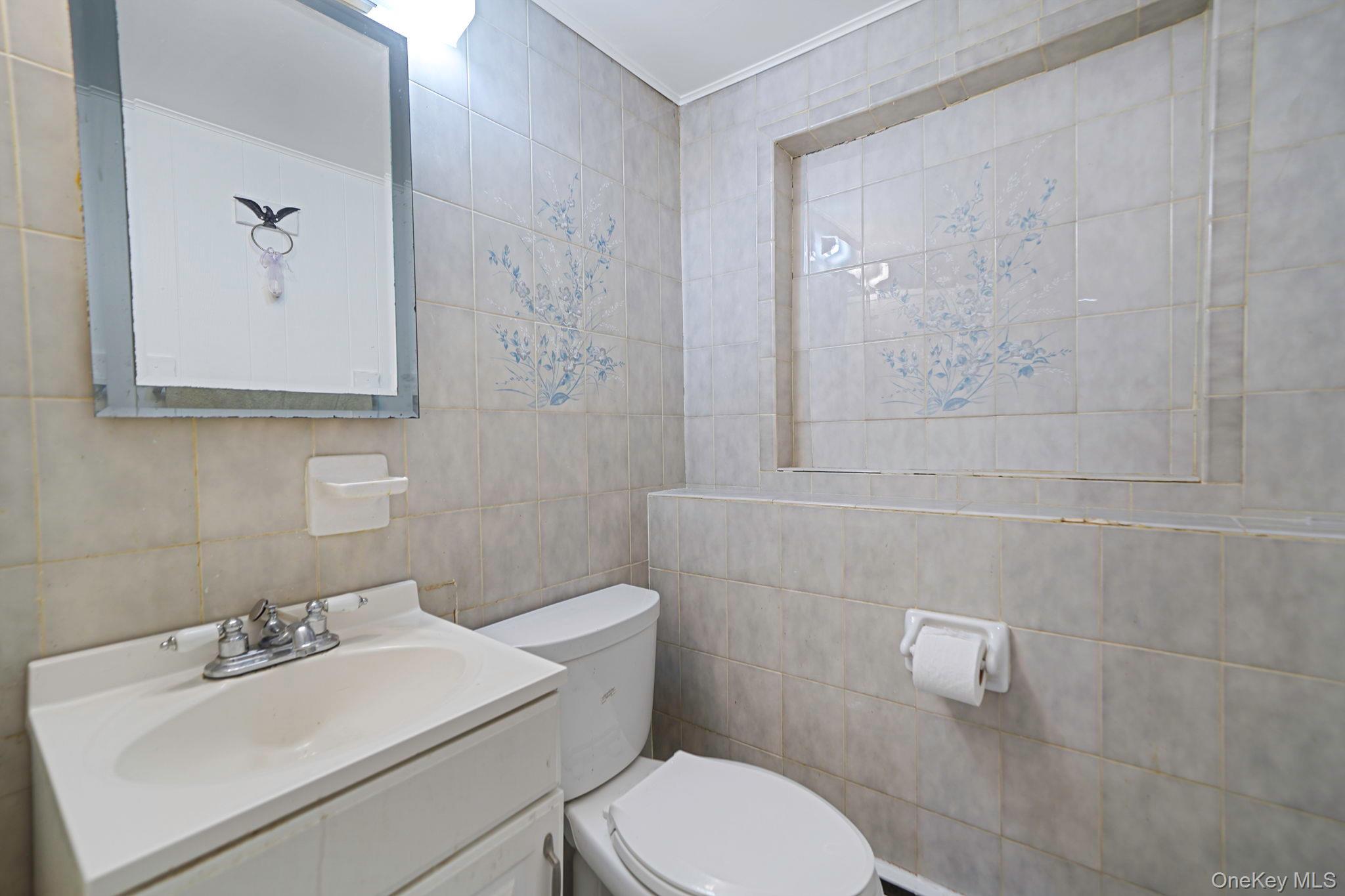 Single Family Wendorf  Suffolk County, NY 11703, MLS-974923-46
