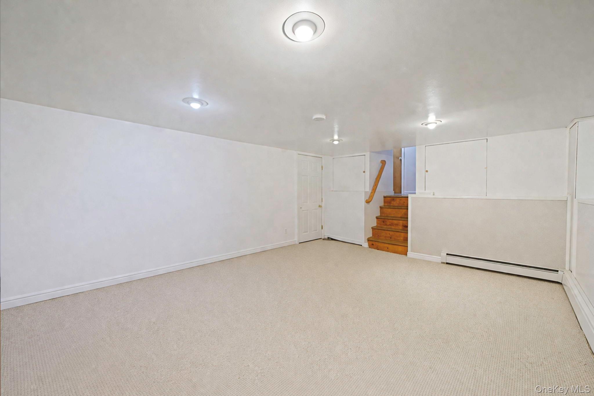 Single Family Wendorf  Suffolk County, NY 11703, MLS-974923-48