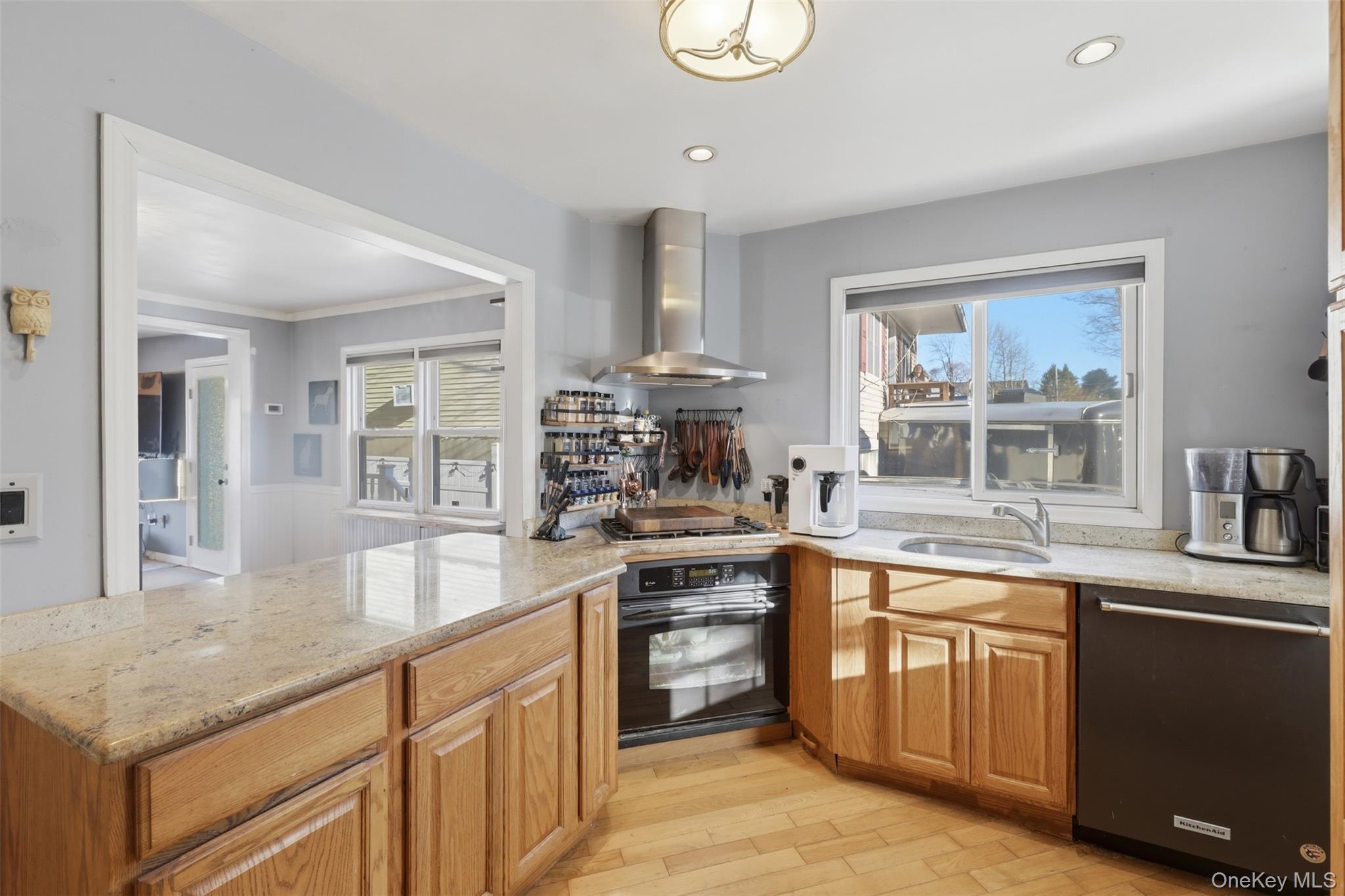 Single Family Lake Shore  Putnam County, NY 10541, MLS-974937-4