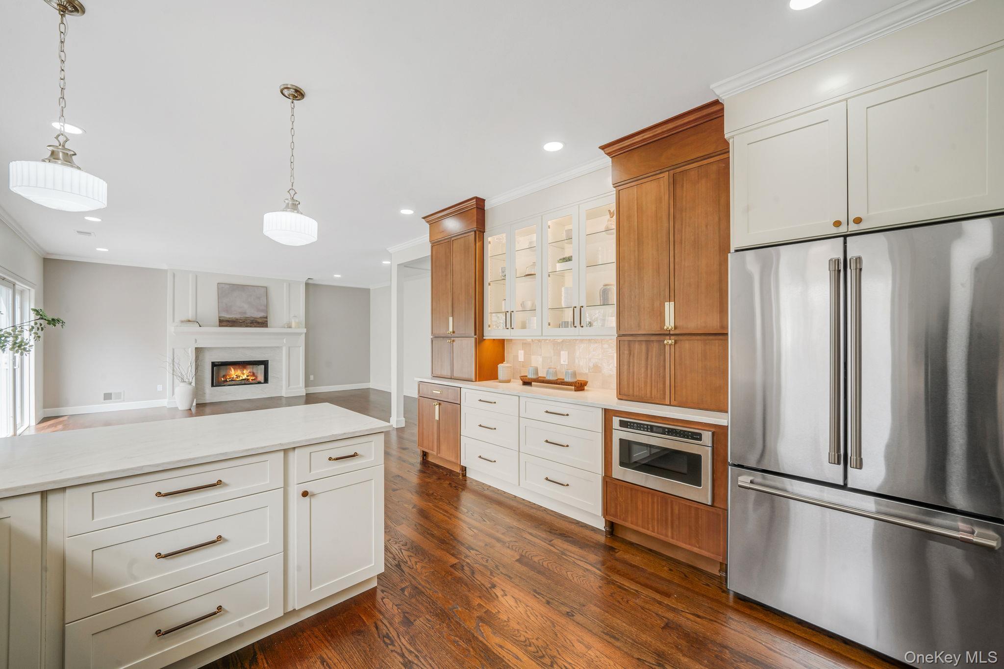 Condo Fairway View  Suffolk County, NY 11725, MLS-974944-11