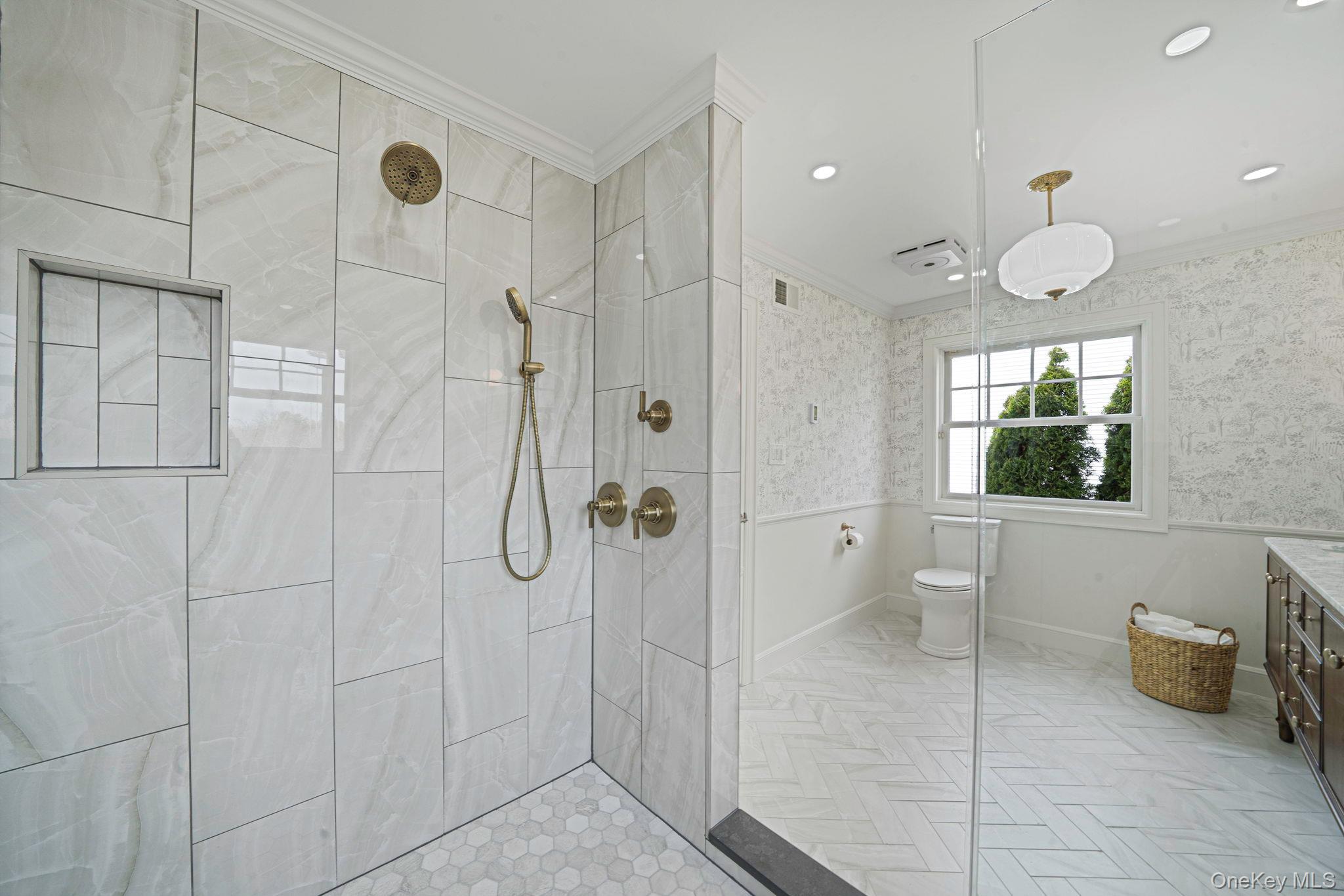 Condo Fairway View  Suffolk County, NY 11725, MLS-974944-30