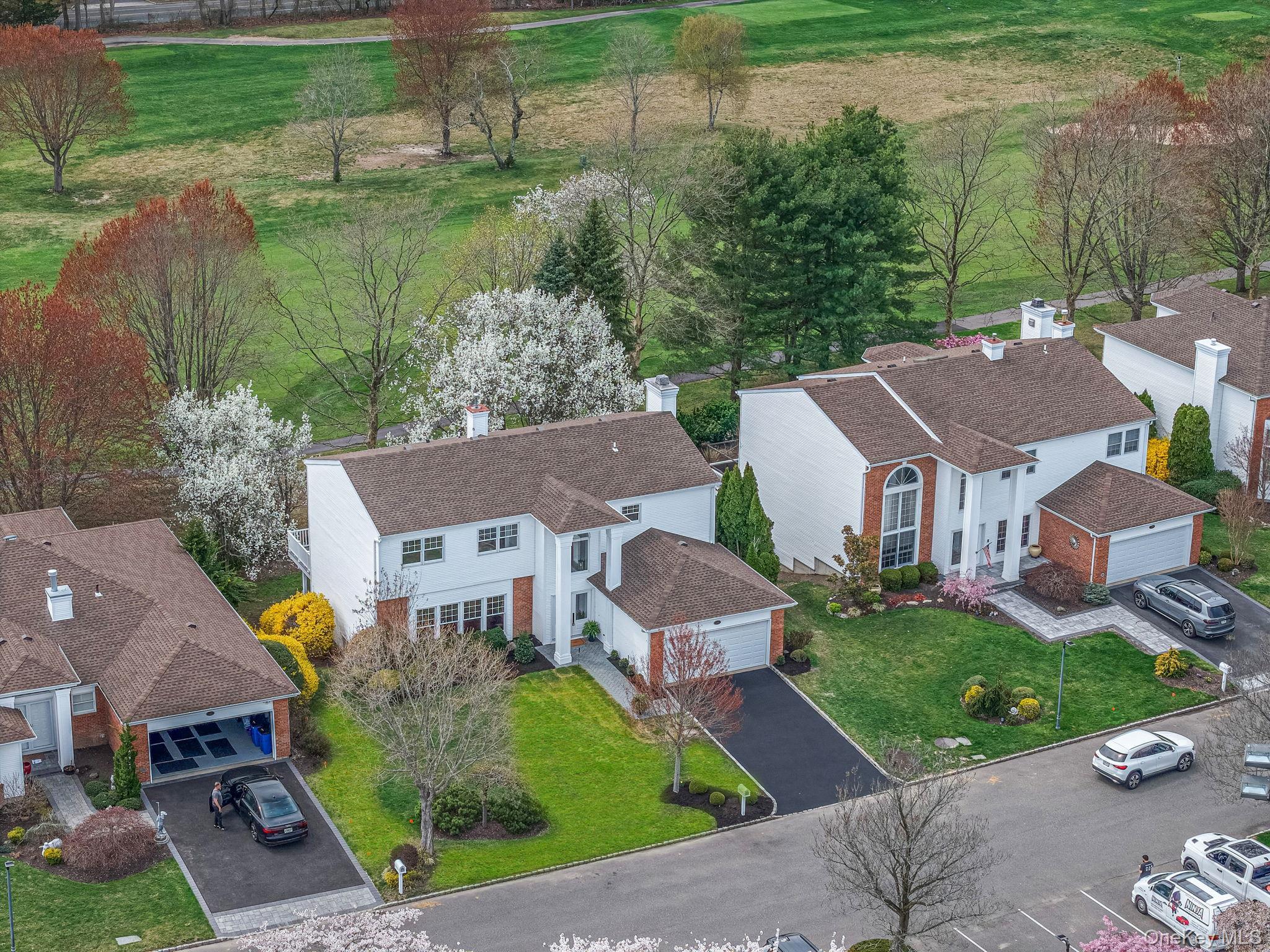 Condo Fairway View  Suffolk County, NY 11725, MLS-974944-46