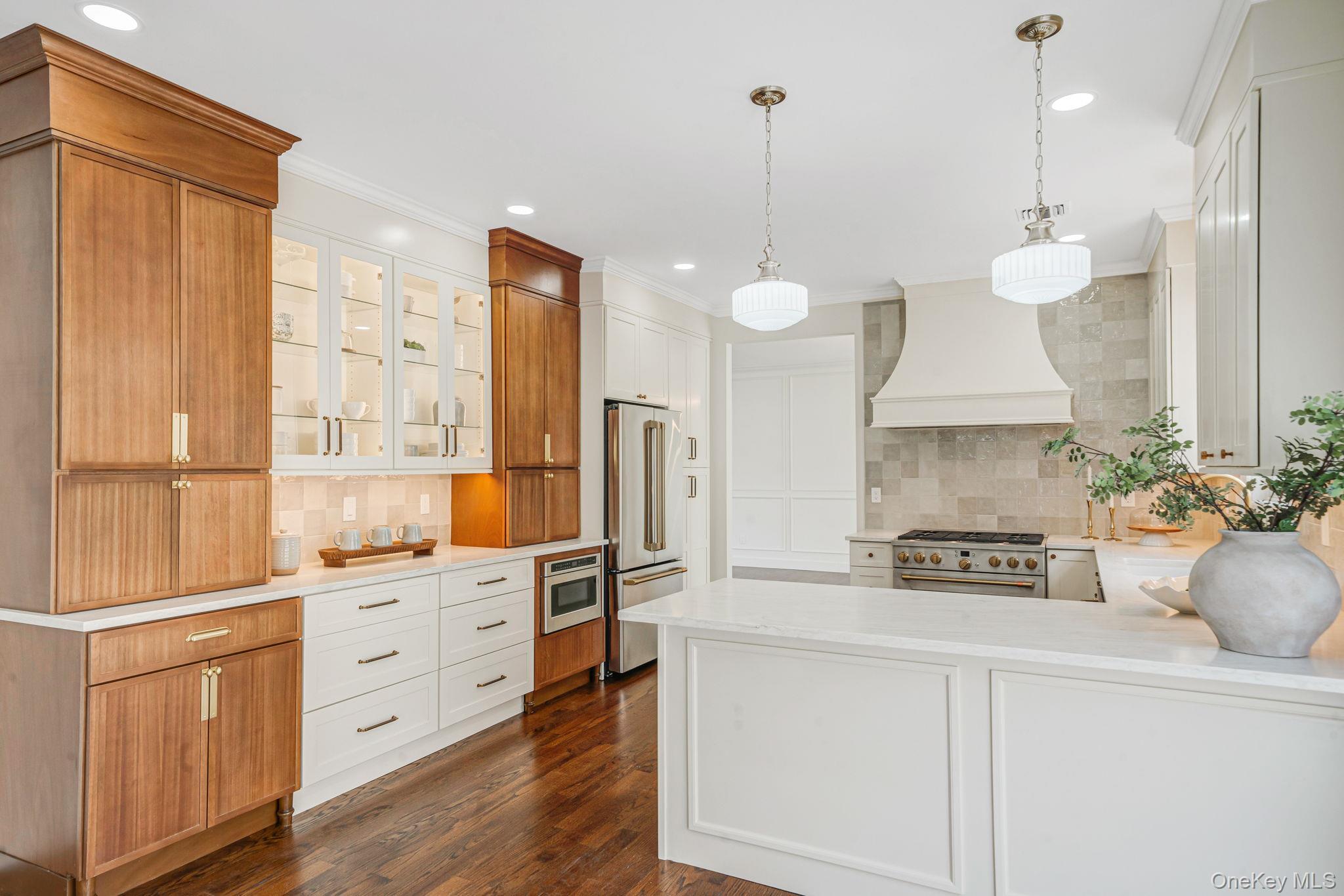 Condo Fairway View  Suffolk County, NY 11725, MLS-974944-8