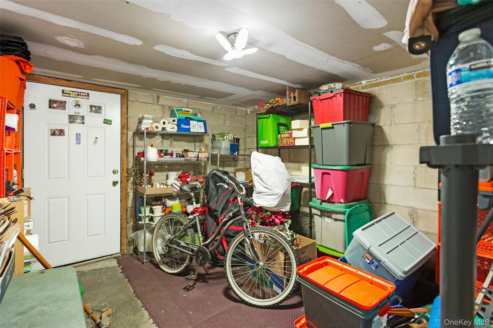 Condo Shore  Nassau County, NY 11561, MLS-974950-33