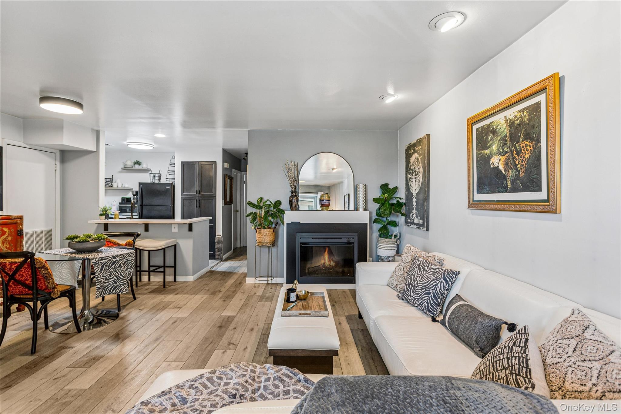 Condo Shore Nassau County, NY 11561, MLS-974950-5