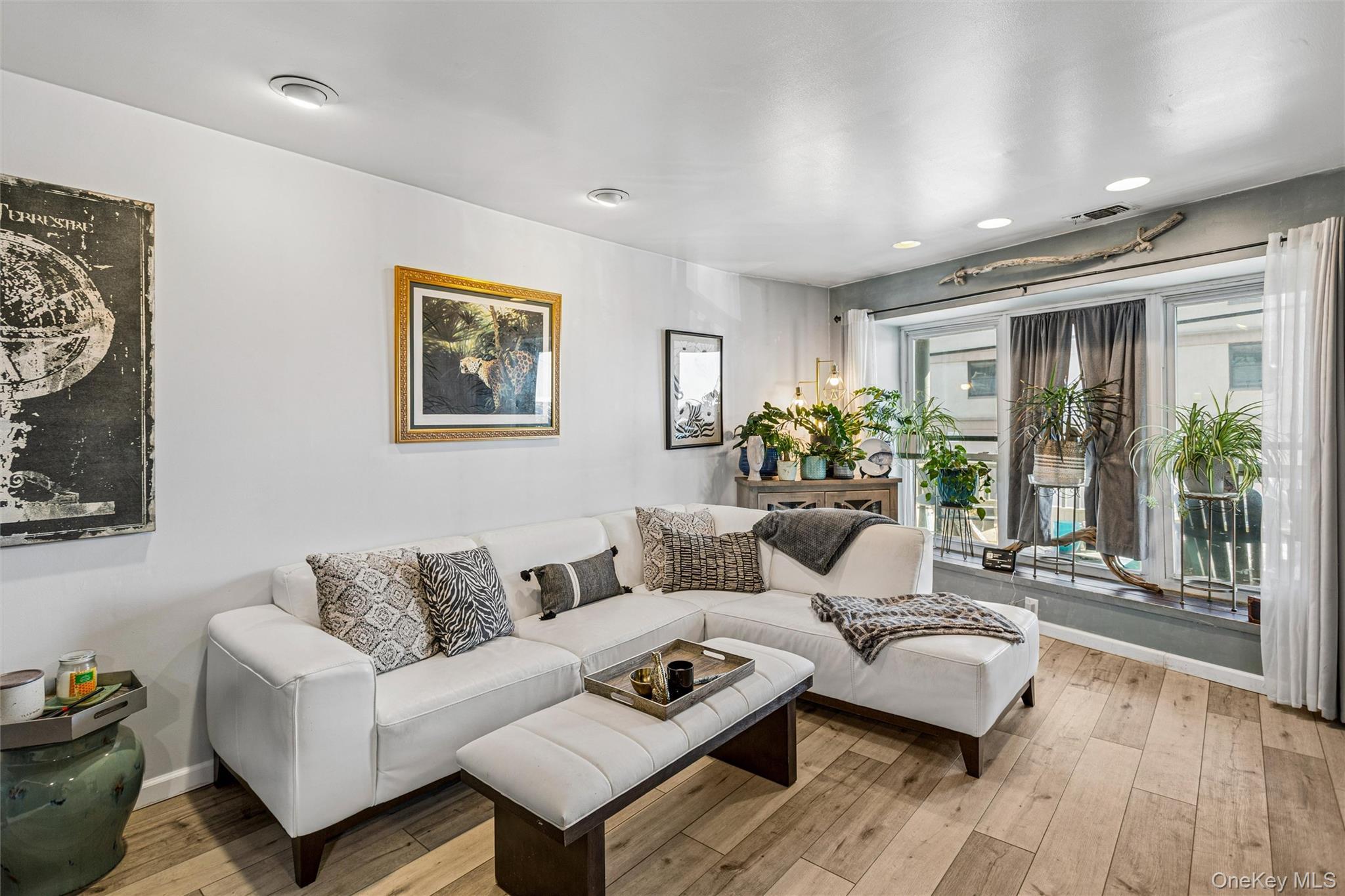 Condo Shore Nassau County, NY 11561, MLS-974950-6