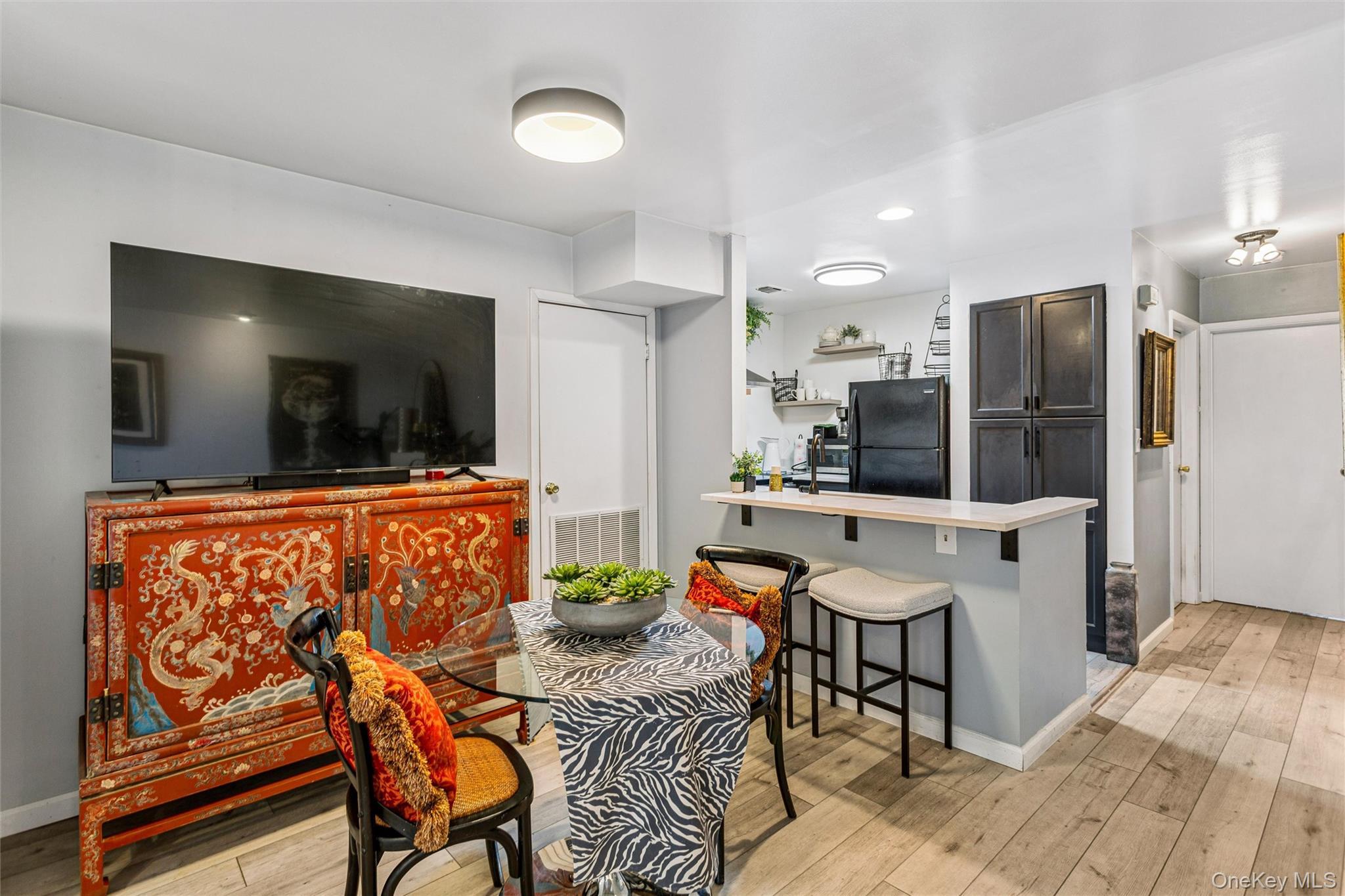 Condo Shore Nassau County, NY 11561, MLS-974950-8