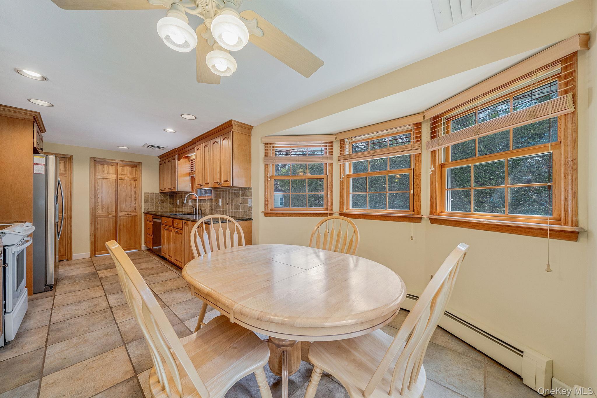 Single Family Wedgewood  Suffolk County, NY 11788, MLS-974952-26