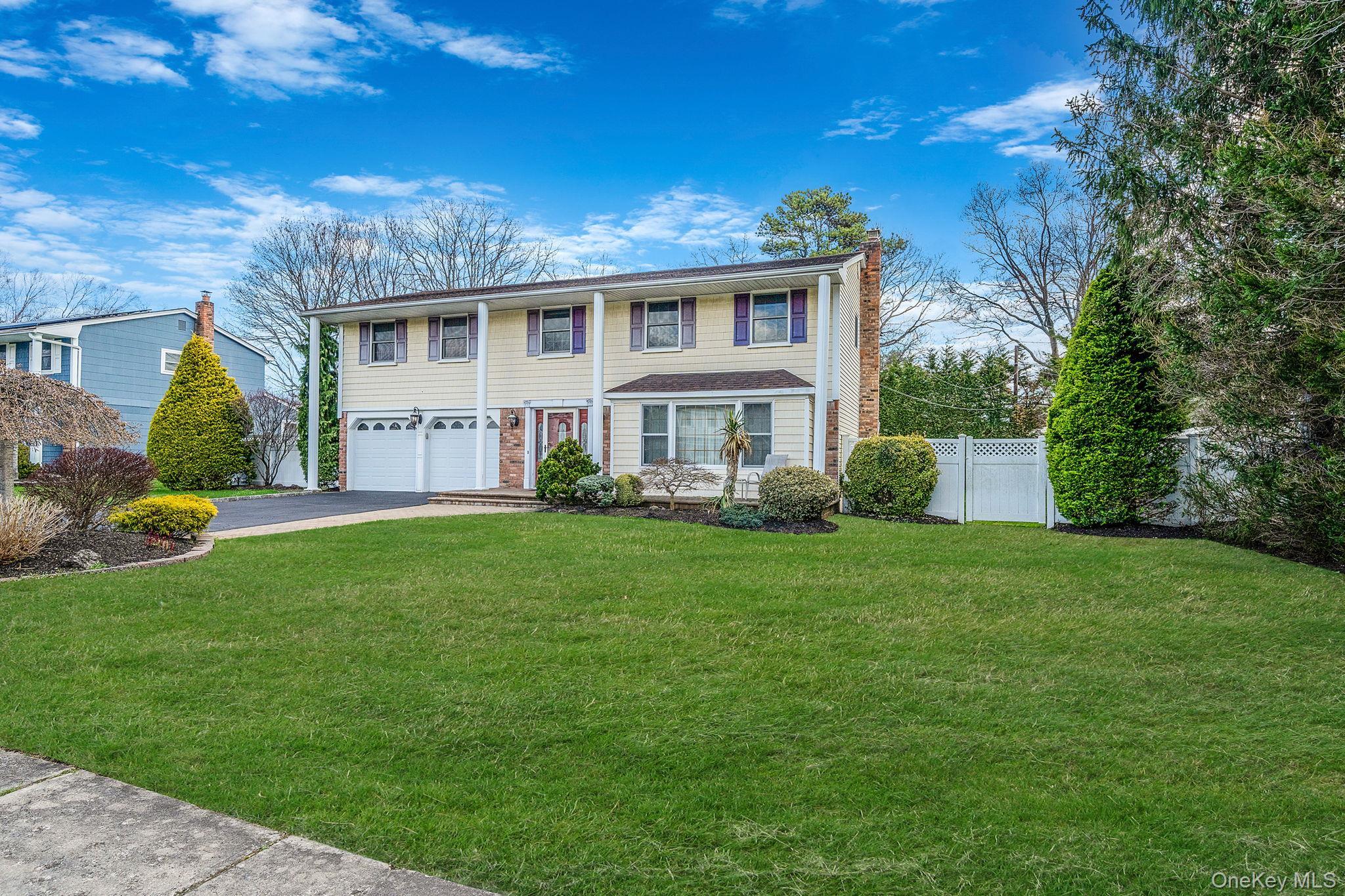 Single Family Wedgewood  Suffolk County, NY 11788, MLS-974952-3