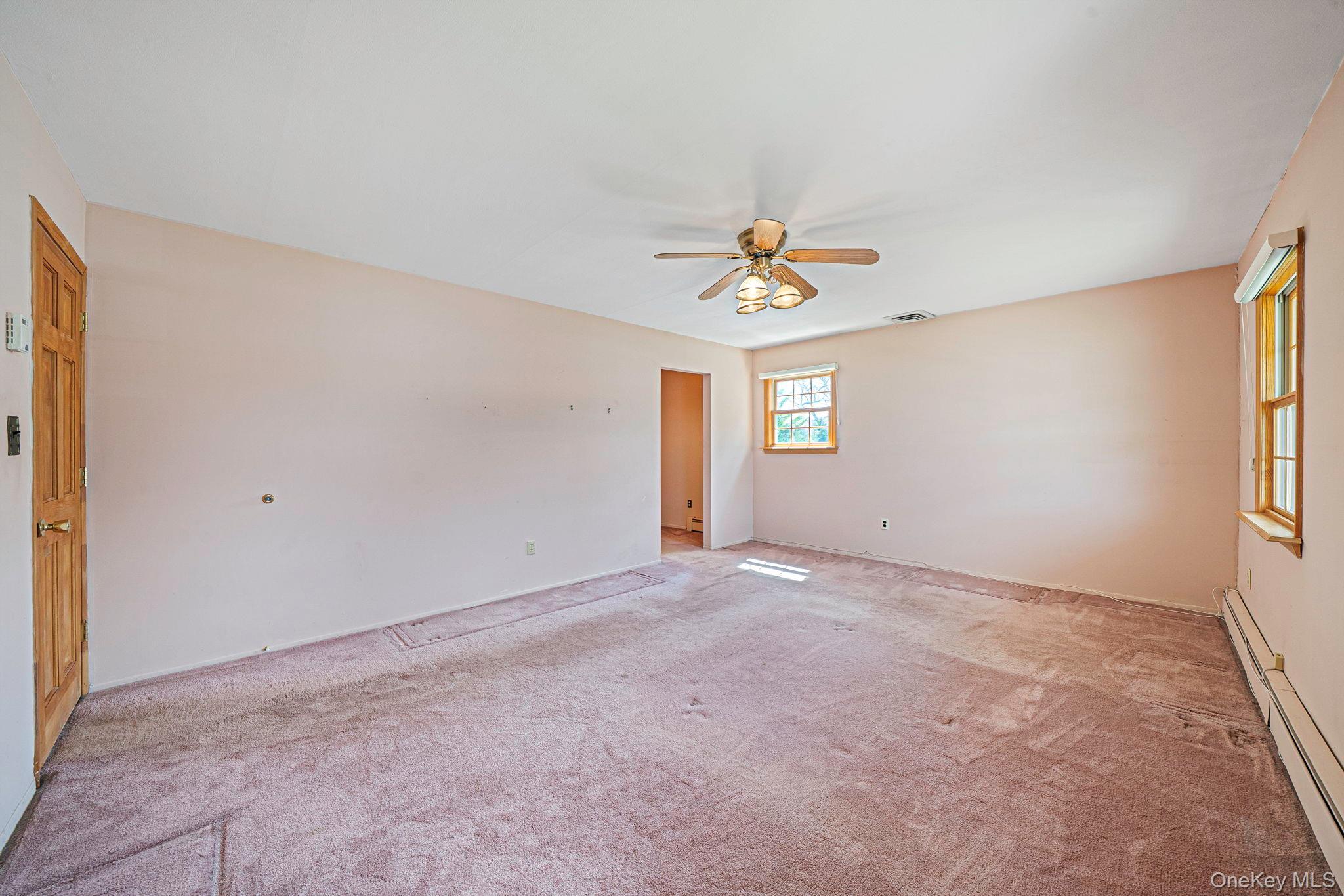 Single Family Wedgewood  Suffolk County, NY 11788, MLS-974952-49
