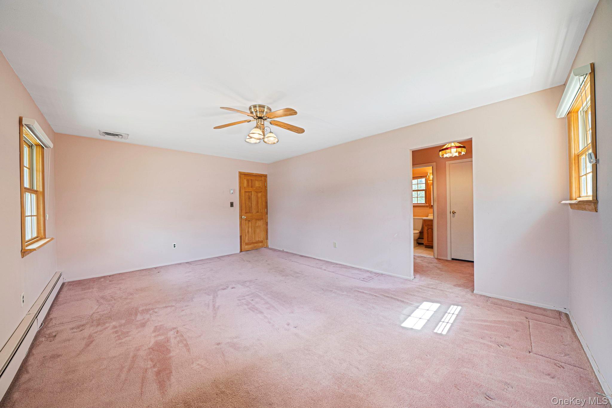 Single Family Wedgewood  Suffolk County, NY 11788, MLS-974952-50