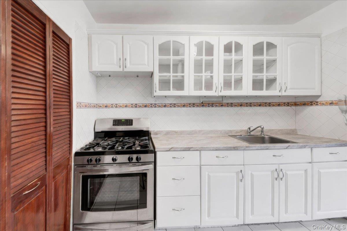 Coop Fordham Hill  Bronx, NY 10468, MLS-974957-8