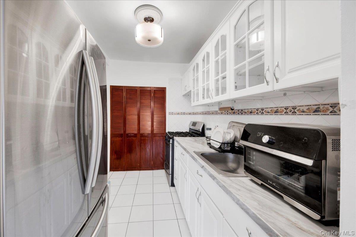 Coop Fordham Hill  Bronx, NY 10468, MLS-974957-9