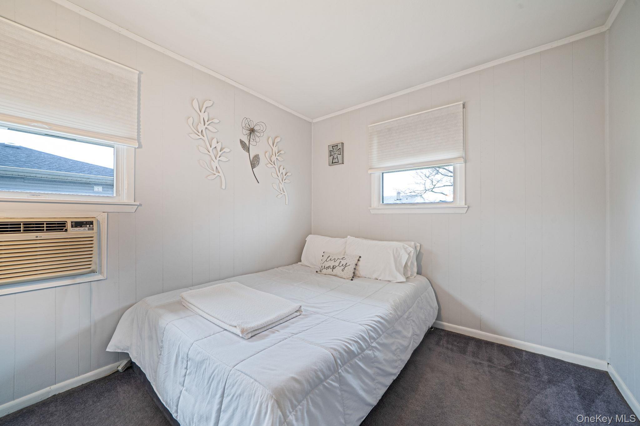 Single Family Conerty Suffolk County, NY 11717, MLS-974958-12