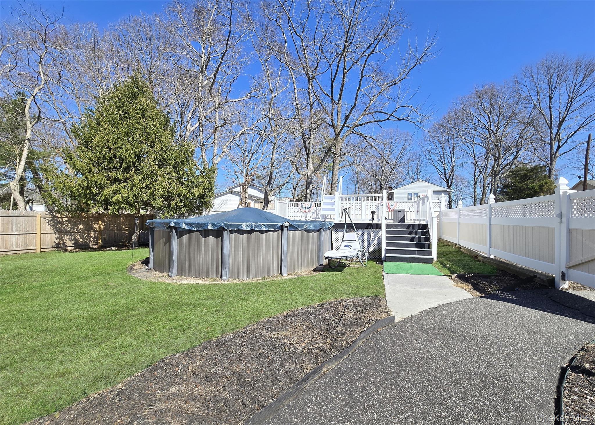 Single Family Webster  Suffolk County, NY 11779, MLS-974981-22