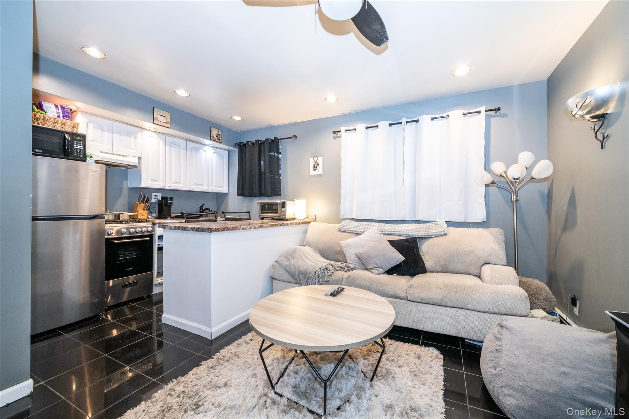 Single Family Hollers  Bronx, NY 10475, MLS-974985-11