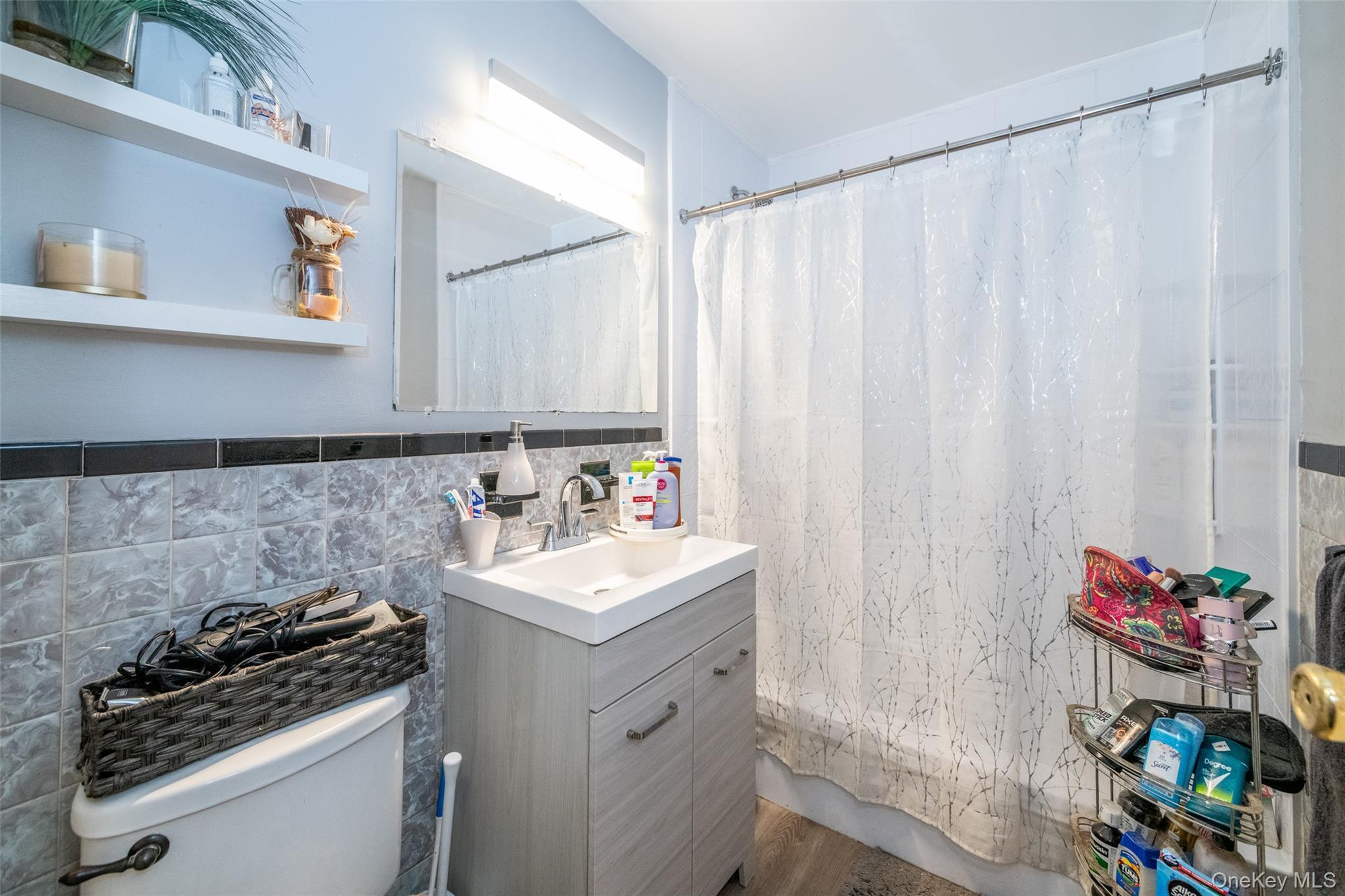 Single Family Hollers  Bronx, NY 10475, MLS-974985-14