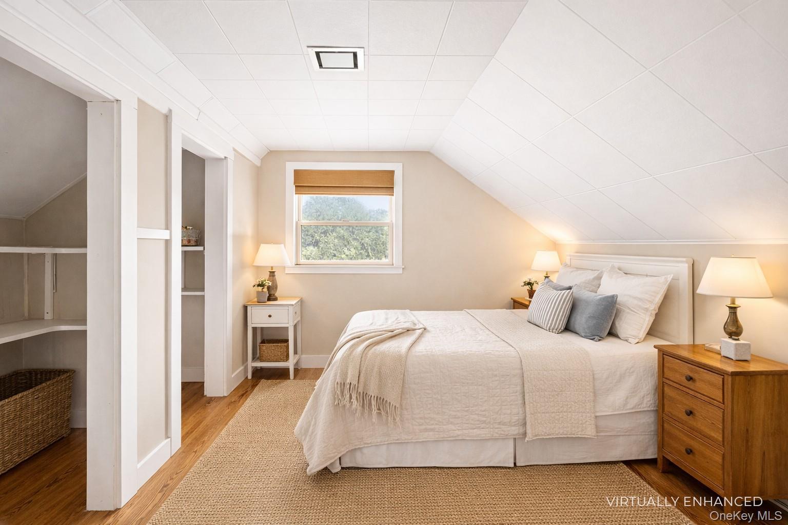 Single Family Smith  Suffolk County, NY 11740, MLS-975011-21