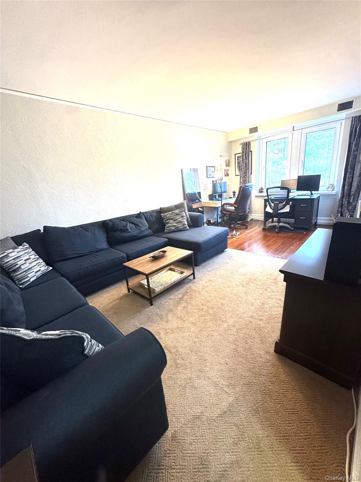 Condo Harney Westchester County, NY 10583, MLS-975027-16