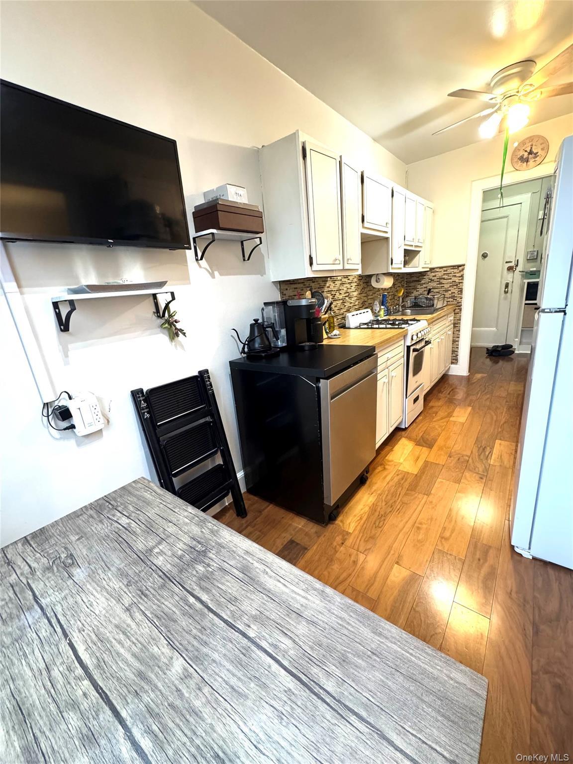 Condo Harney Westchester County, NY 10583, MLS-975027-9