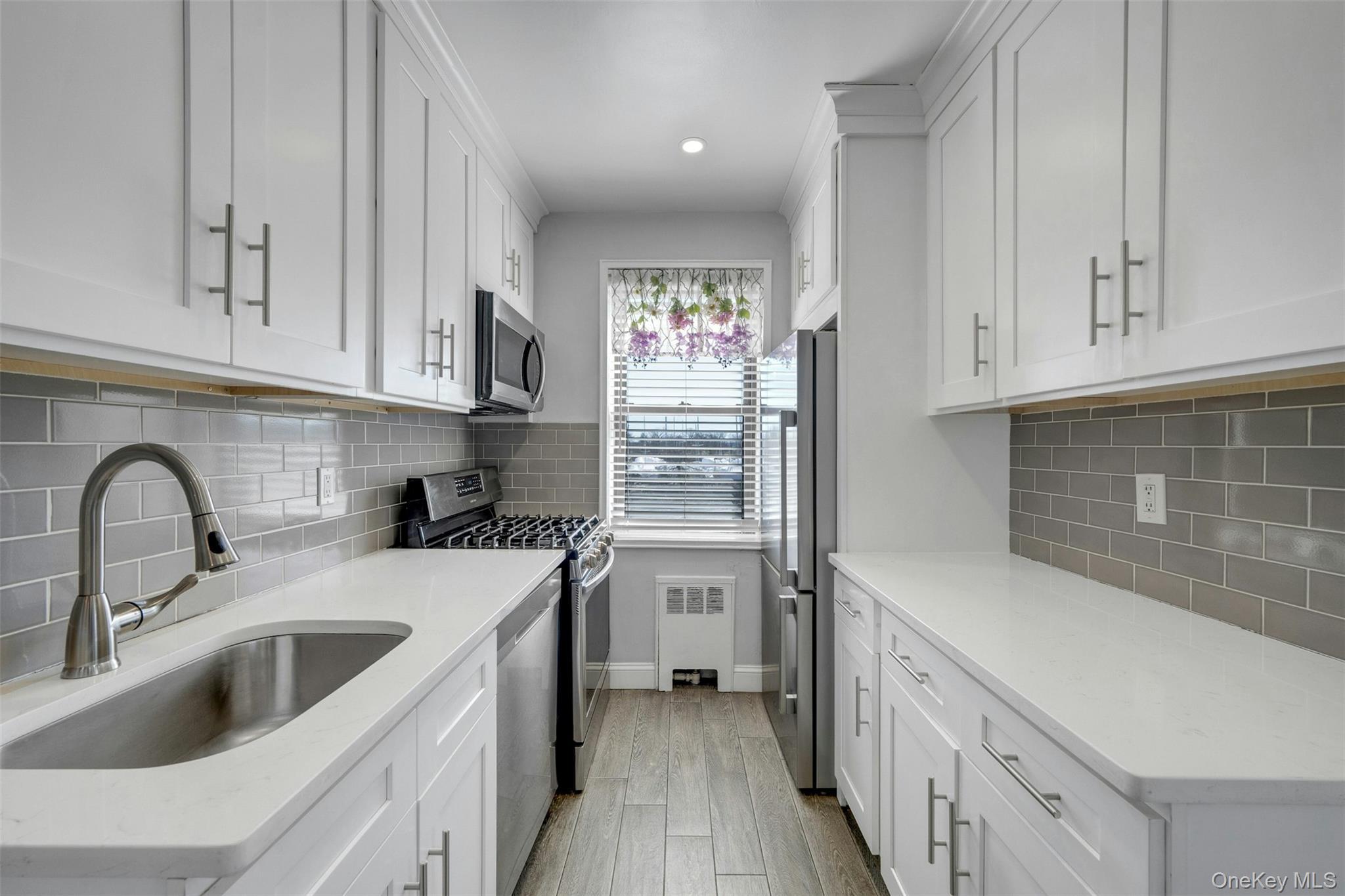 Coop Pelham Westchester County, NY 10805, MLS-975029-4