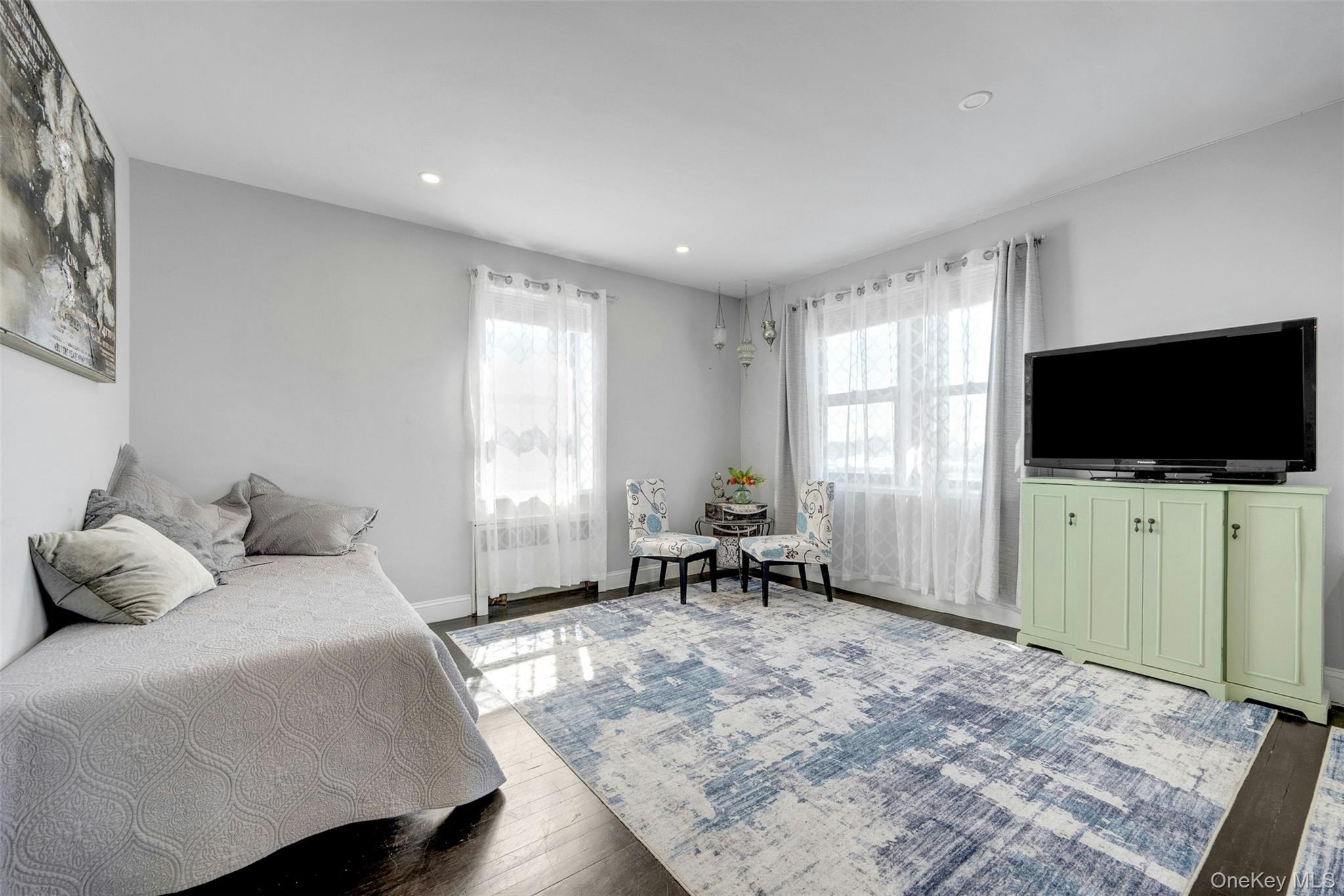 Coop Pelham Westchester County, NY 10805, MLS-975029-8