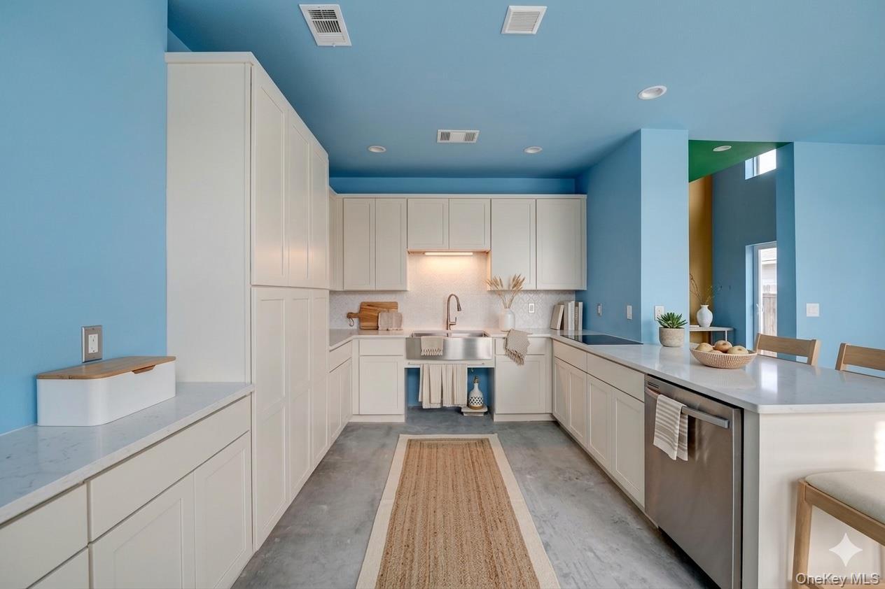 Single Family Benefield  Westchester County, NY 10566, MLS-975033-6