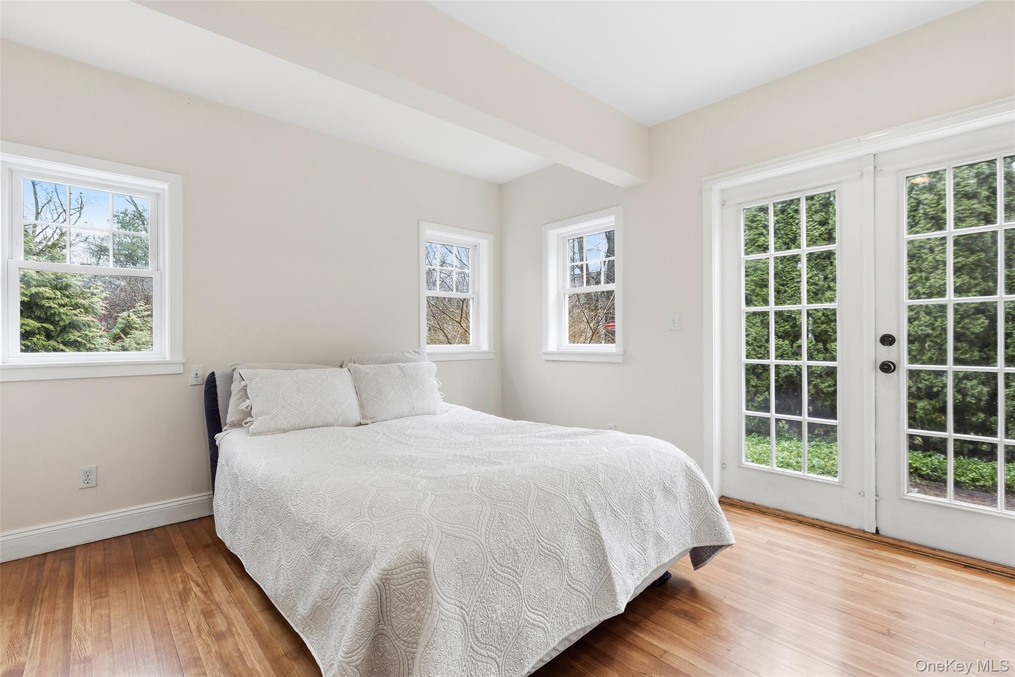 Single Family Huntville  Westchester County, NY 10536, MLS-975039-11