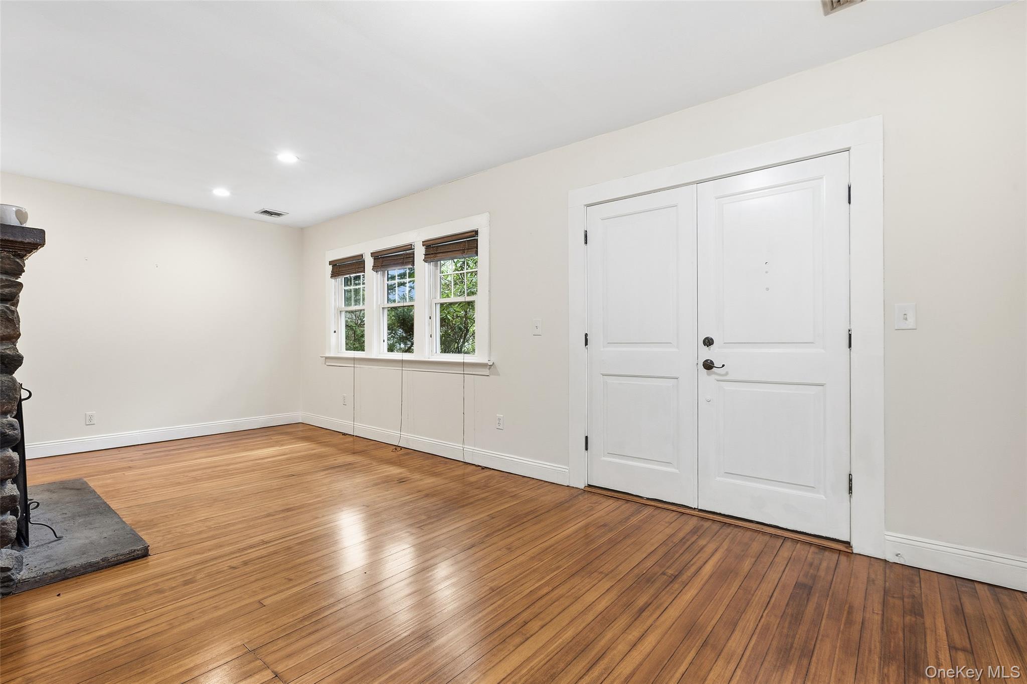 Single Family Huntville  Westchester County, NY 10536, MLS-975039-7