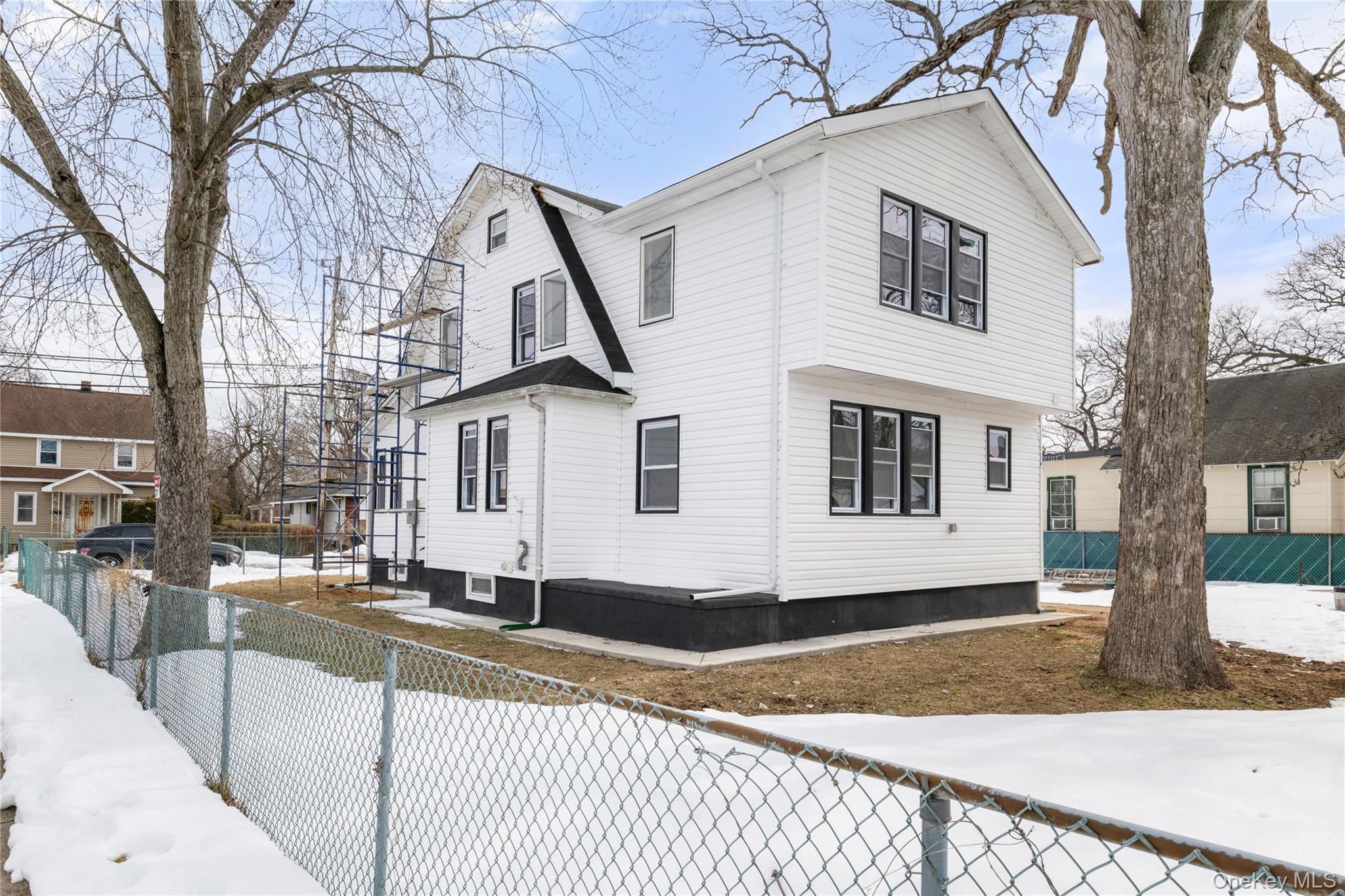 Single Family Ellison  Nassau County, NY 11520, MLS-975041-3