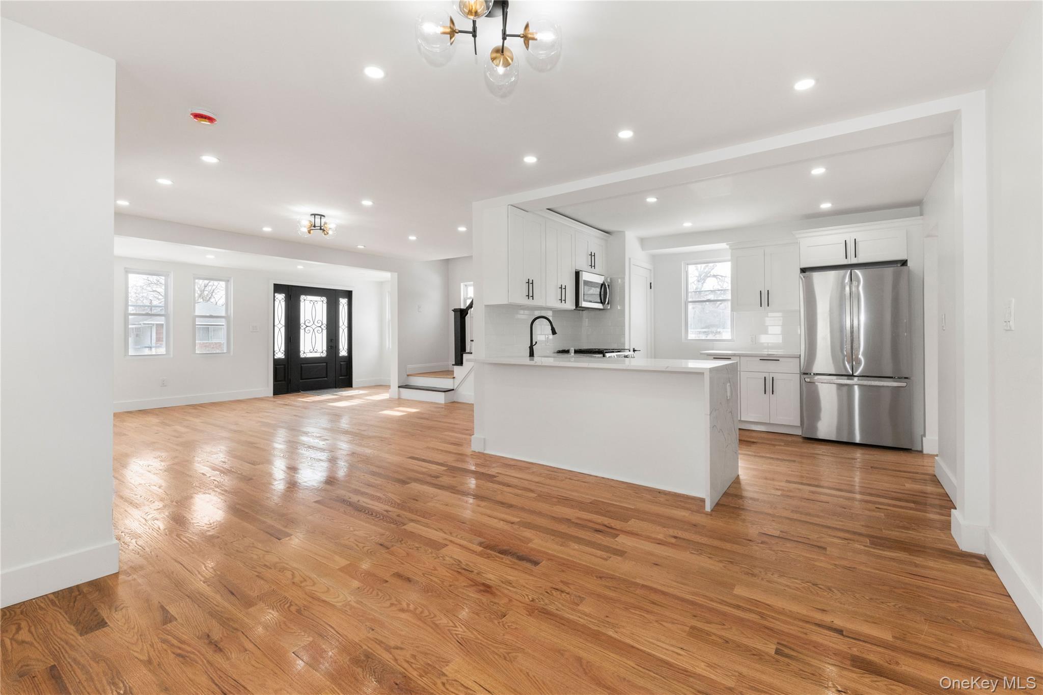Single Family Ellison  Nassau County, NY 11520, MLS-975041-9
