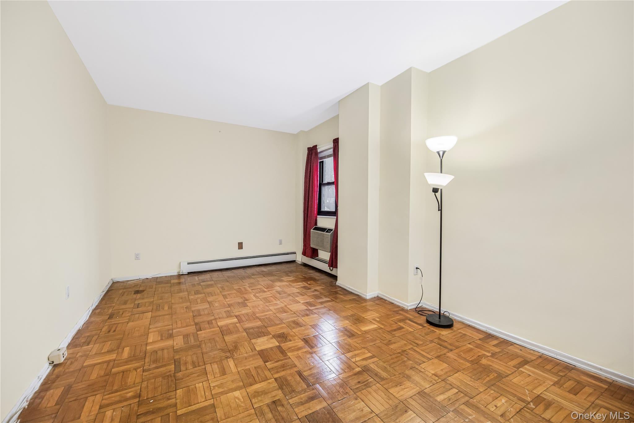 Coop Central  Westchester County, NY 10606, MLS-975051-14