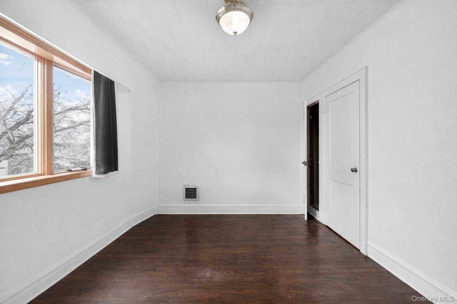 Single Family 85th  Queens, NY 11421, MLS-975062-15