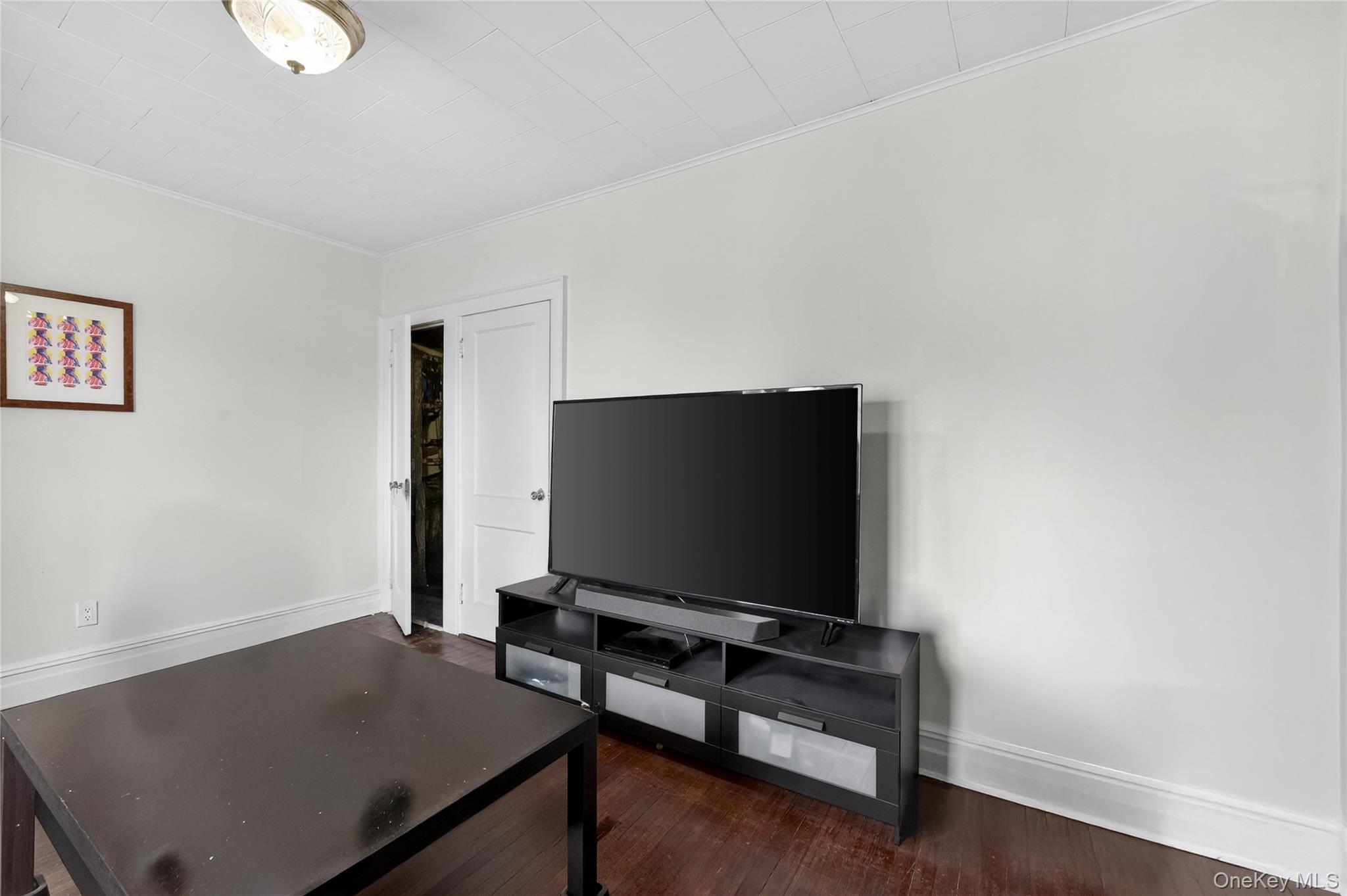 Single Family 85th  Queens, NY 11421, MLS-975062-20