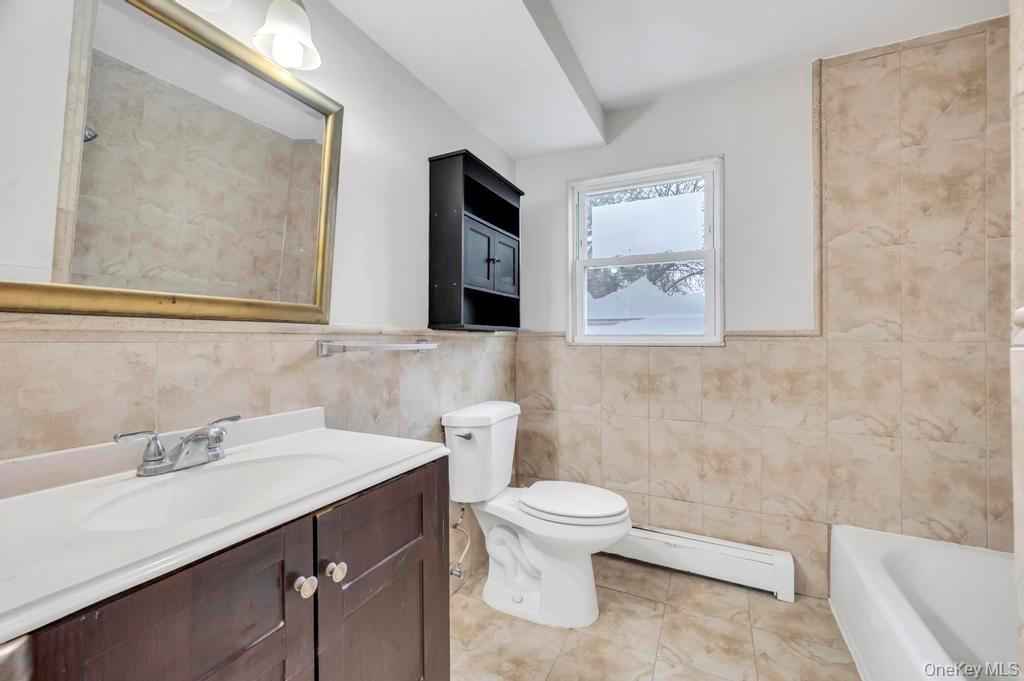 Single Family Park  Suffolk County, NY 11720, MLS-975066-13