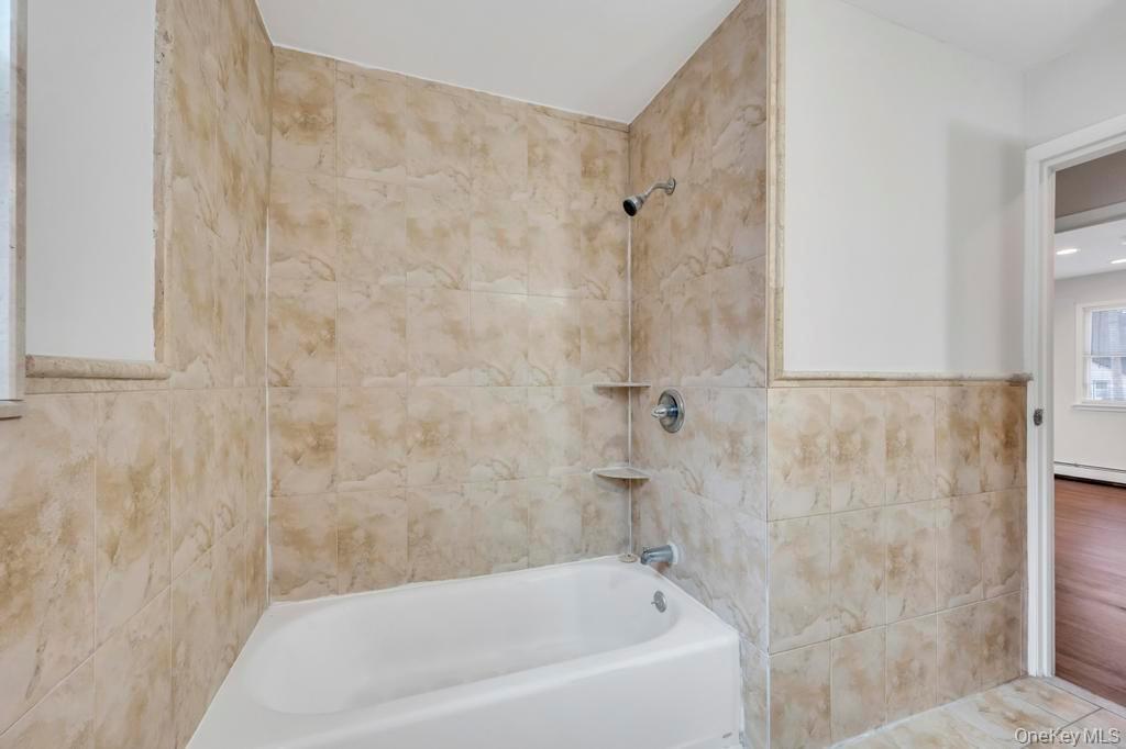 Single Family Park  Suffolk County, NY 11720, MLS-975066-14