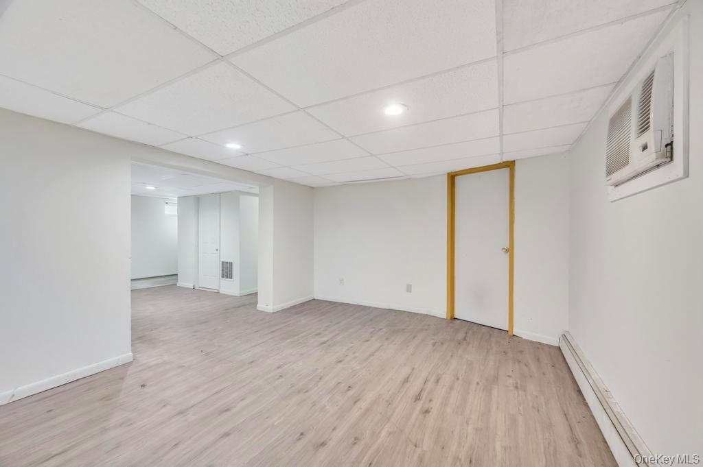 Single Family Park  Suffolk County, NY 11720, MLS-975066-17