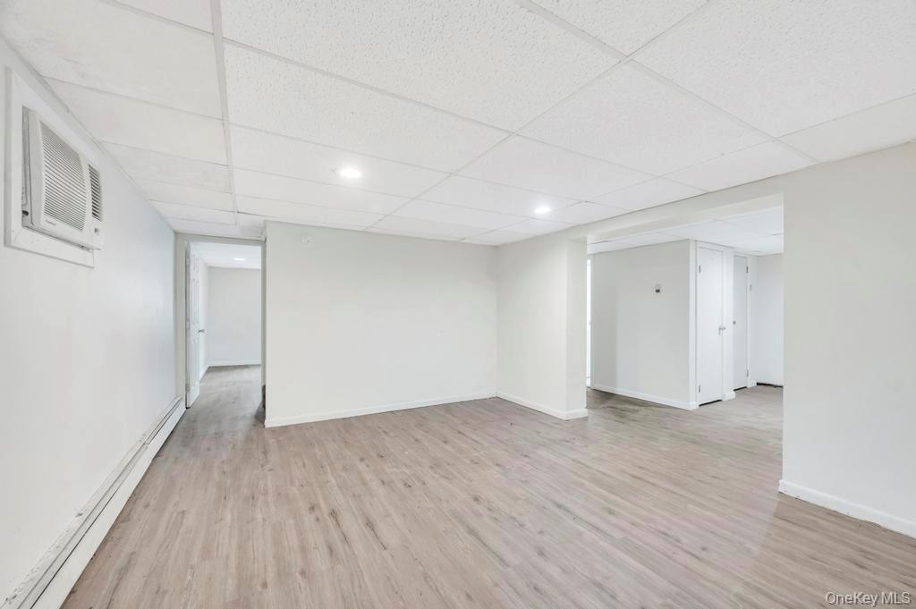 Single Family Park  Suffolk County, NY 11720, MLS-975066-19