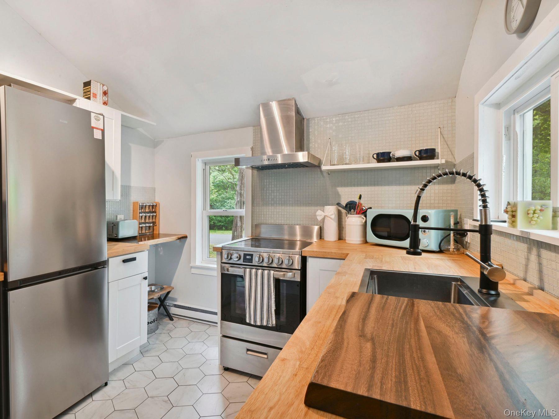 Single Family Hommelville  Ulster County, NY 12477, MLS-975078-12