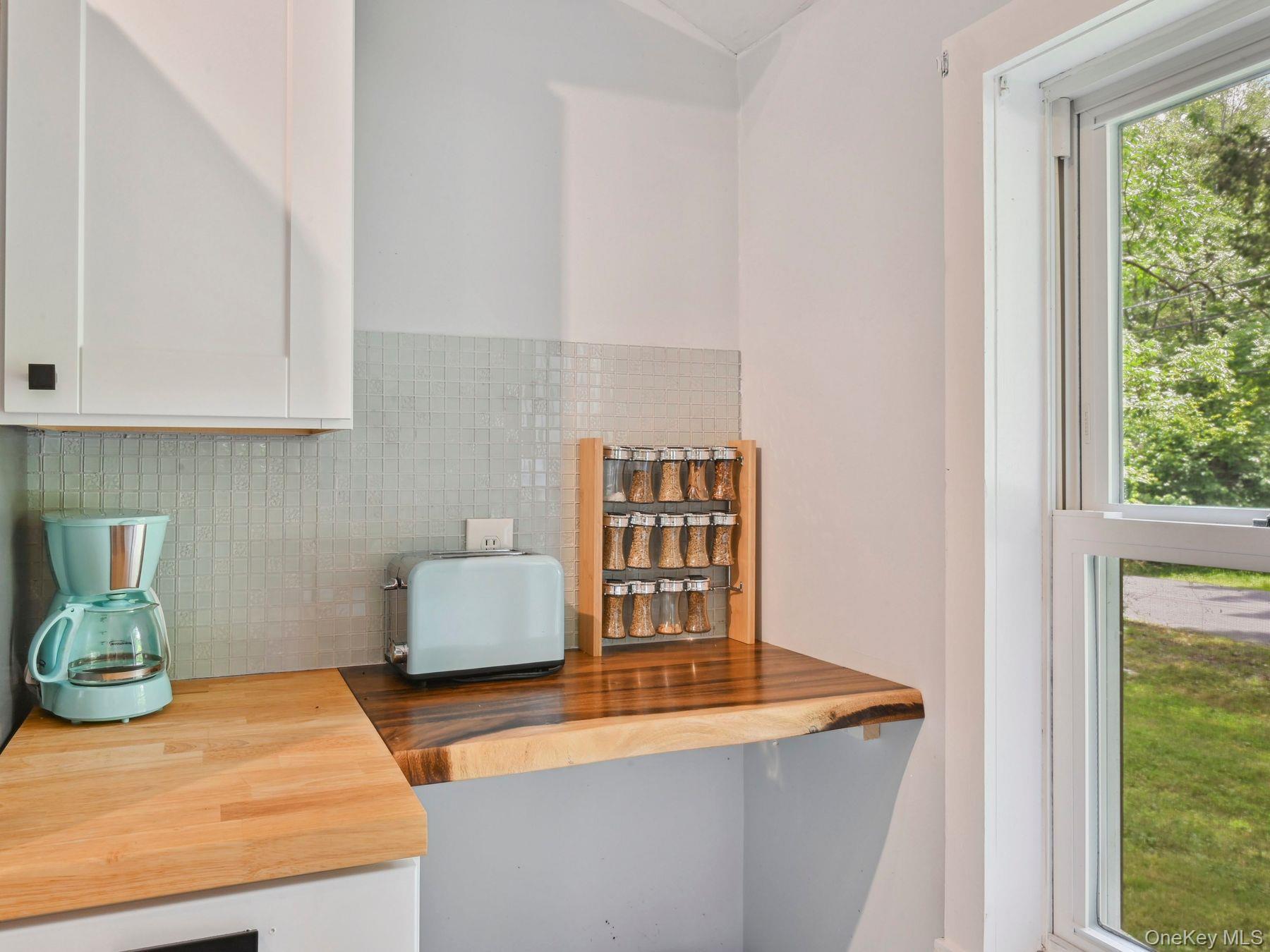 Single Family Hommelville  Ulster County, NY 12477, MLS-975078-13