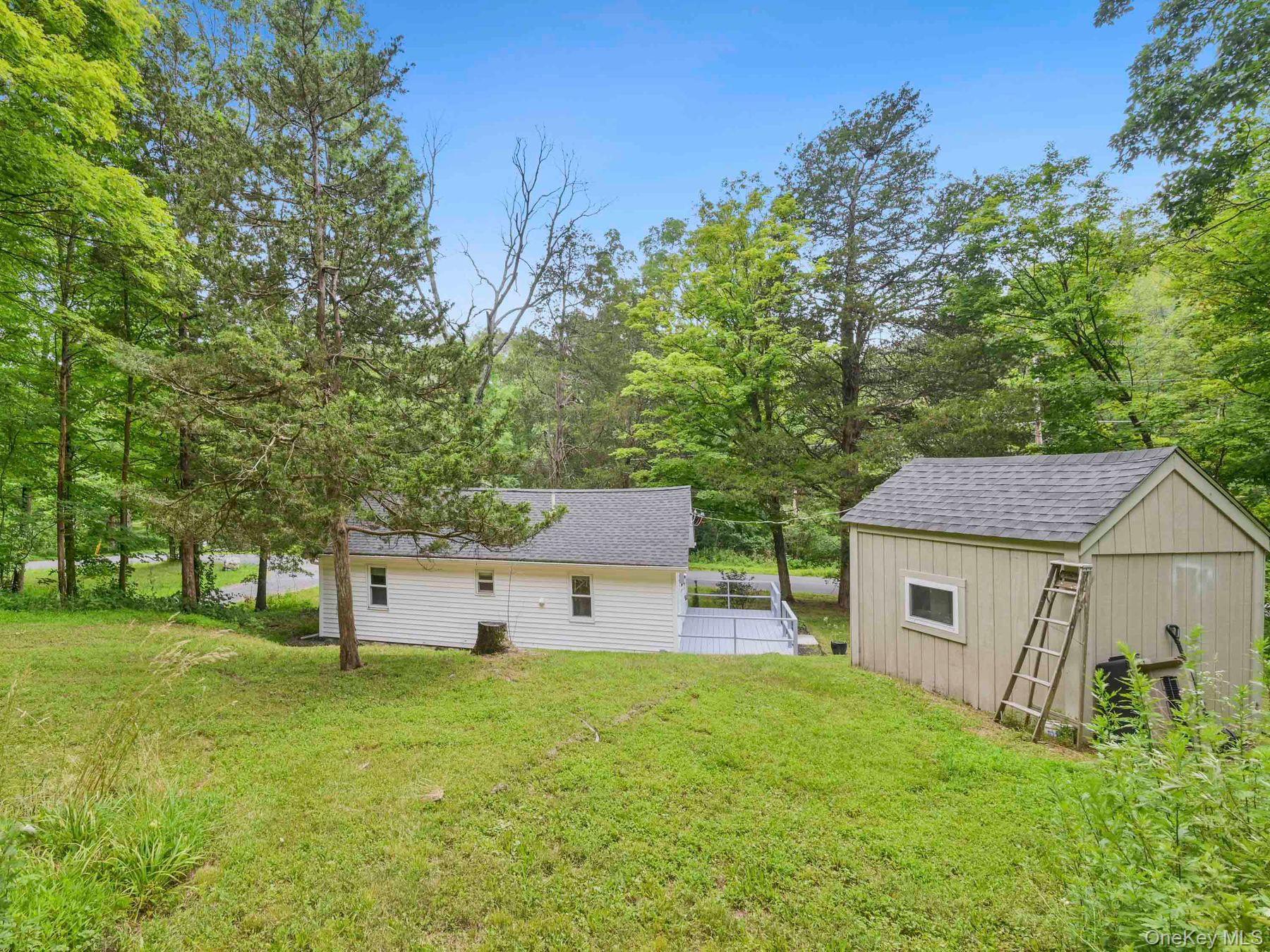 Single Family Hommelville  Ulster County, NY 12477, MLS-975078-23