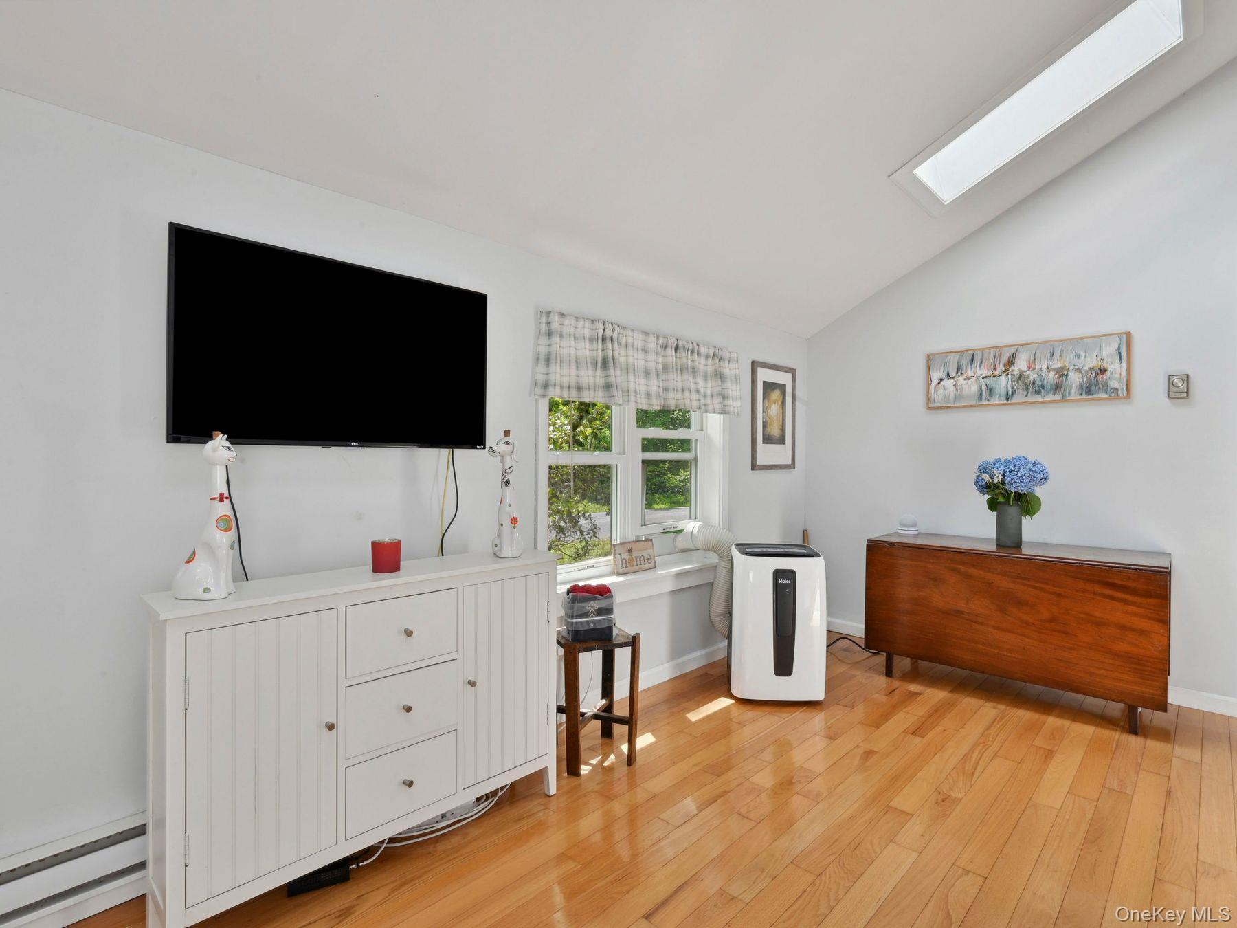 Single Family Hommelville  Ulster County, NY 12477, MLS-975078-8