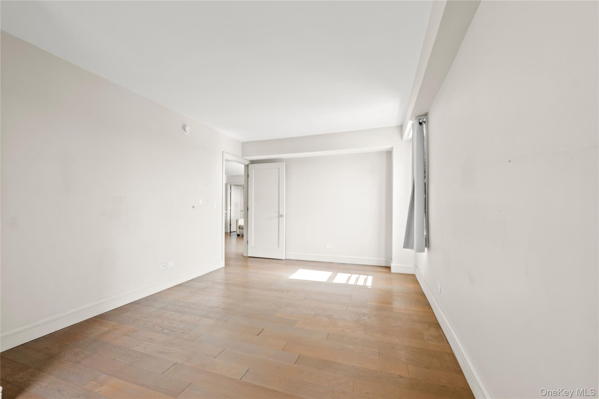 Coop Queens  Queens, NY 11375, MLS-975079-13