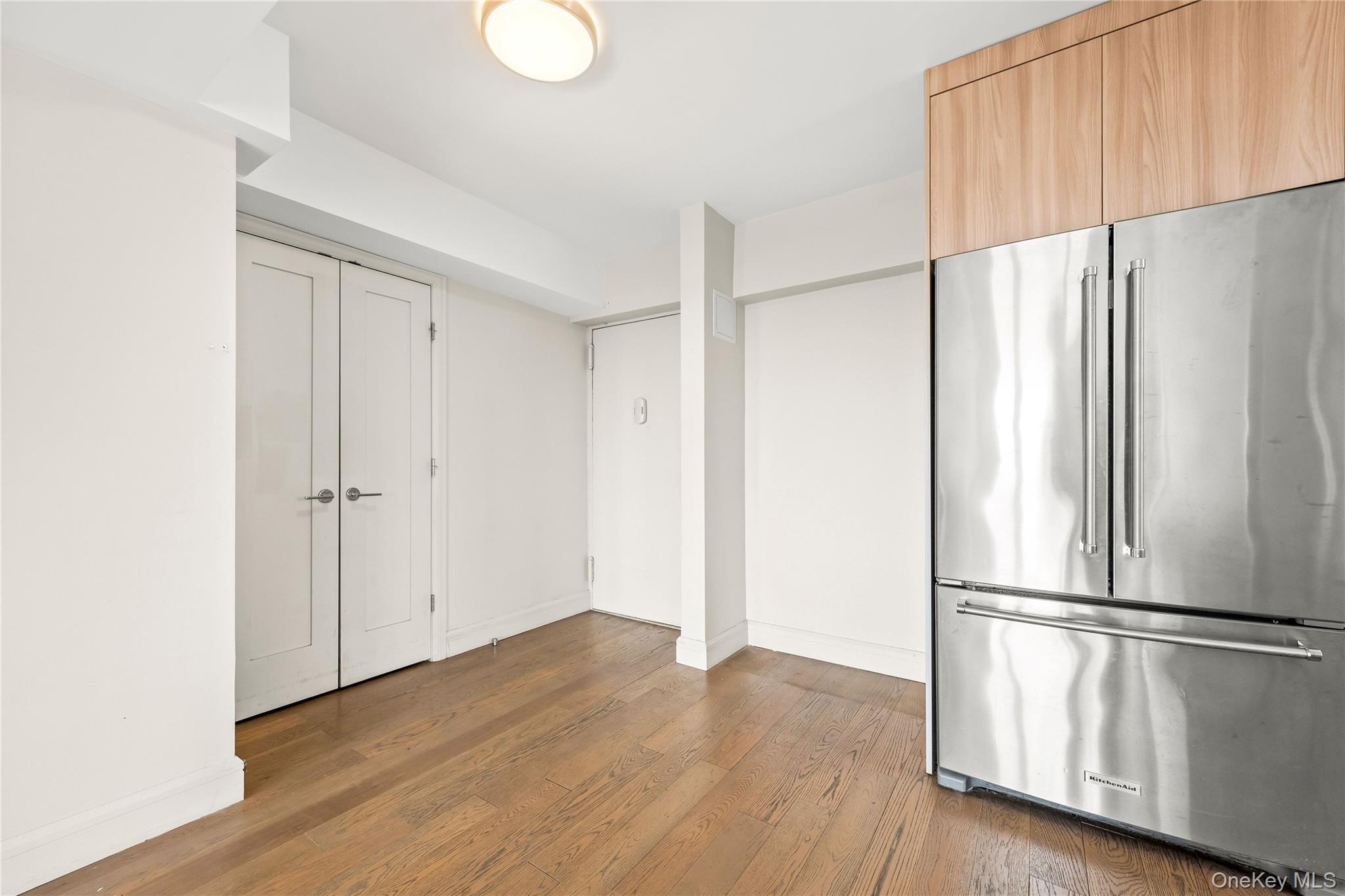 Coop Queens  Queens, NY 11375, MLS-975079-8